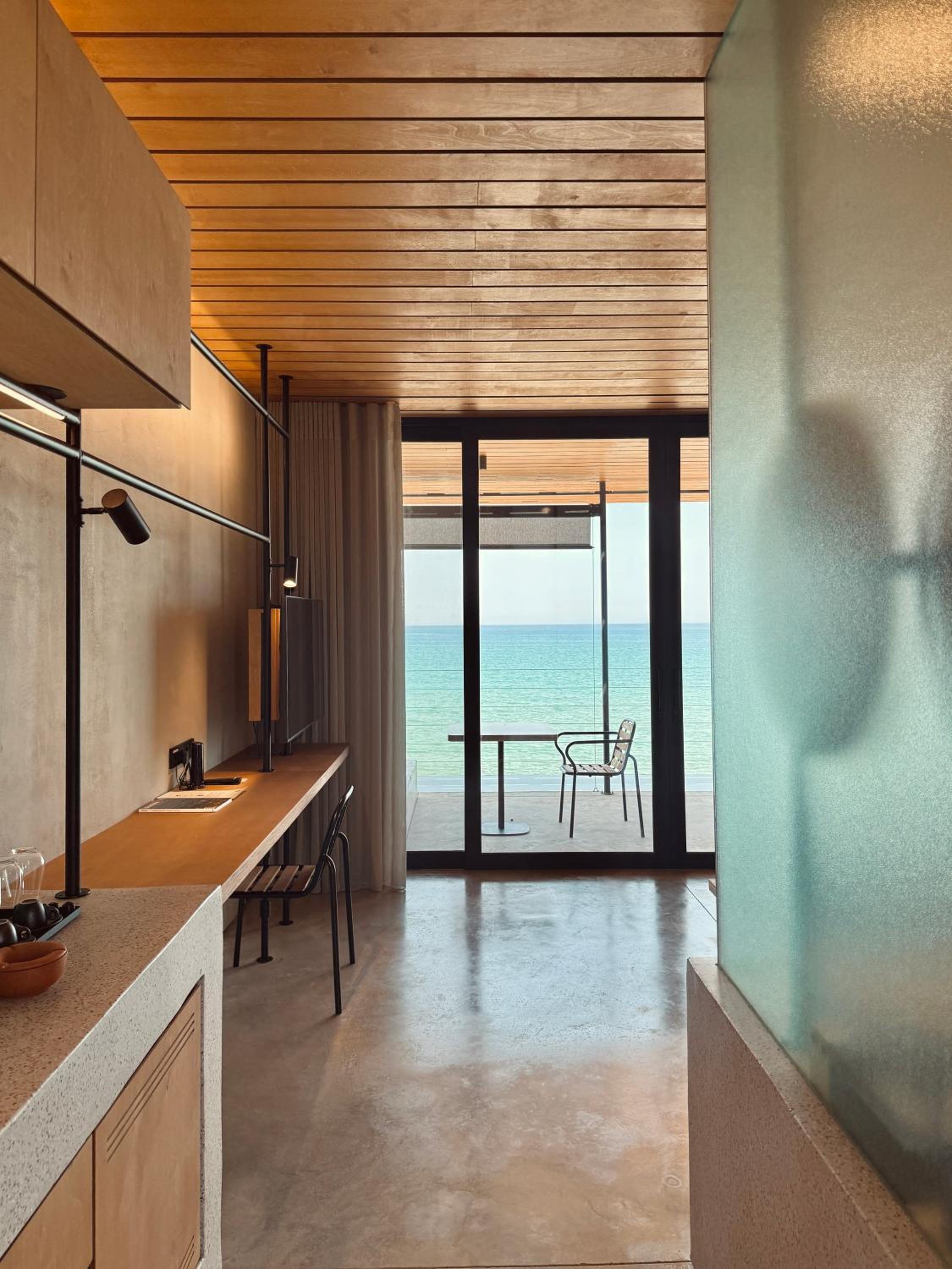 SeaView Terrace Suite photo 3