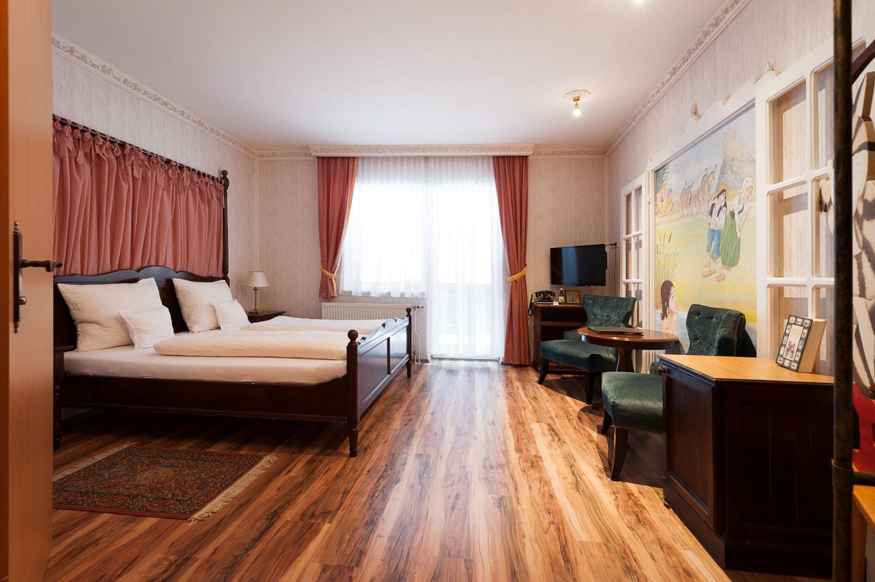 Double Room with Balcony photo 3