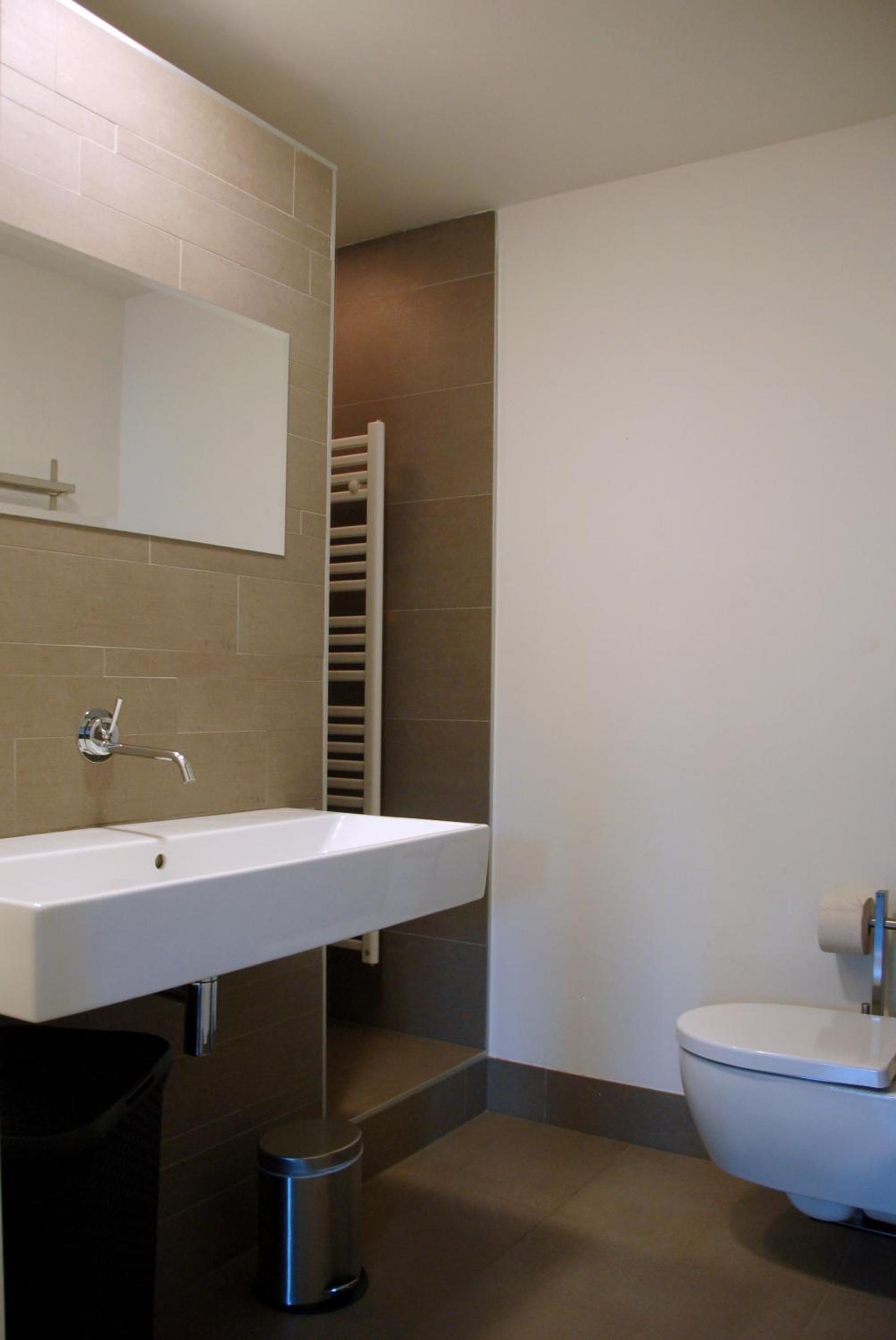 Two-Bedroom House - Photo 5