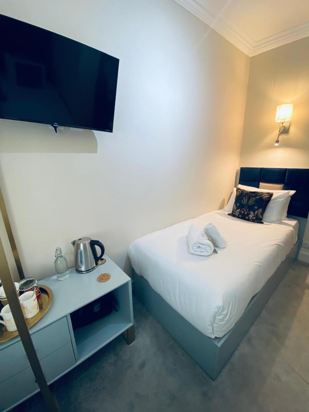 Small Twin Room
