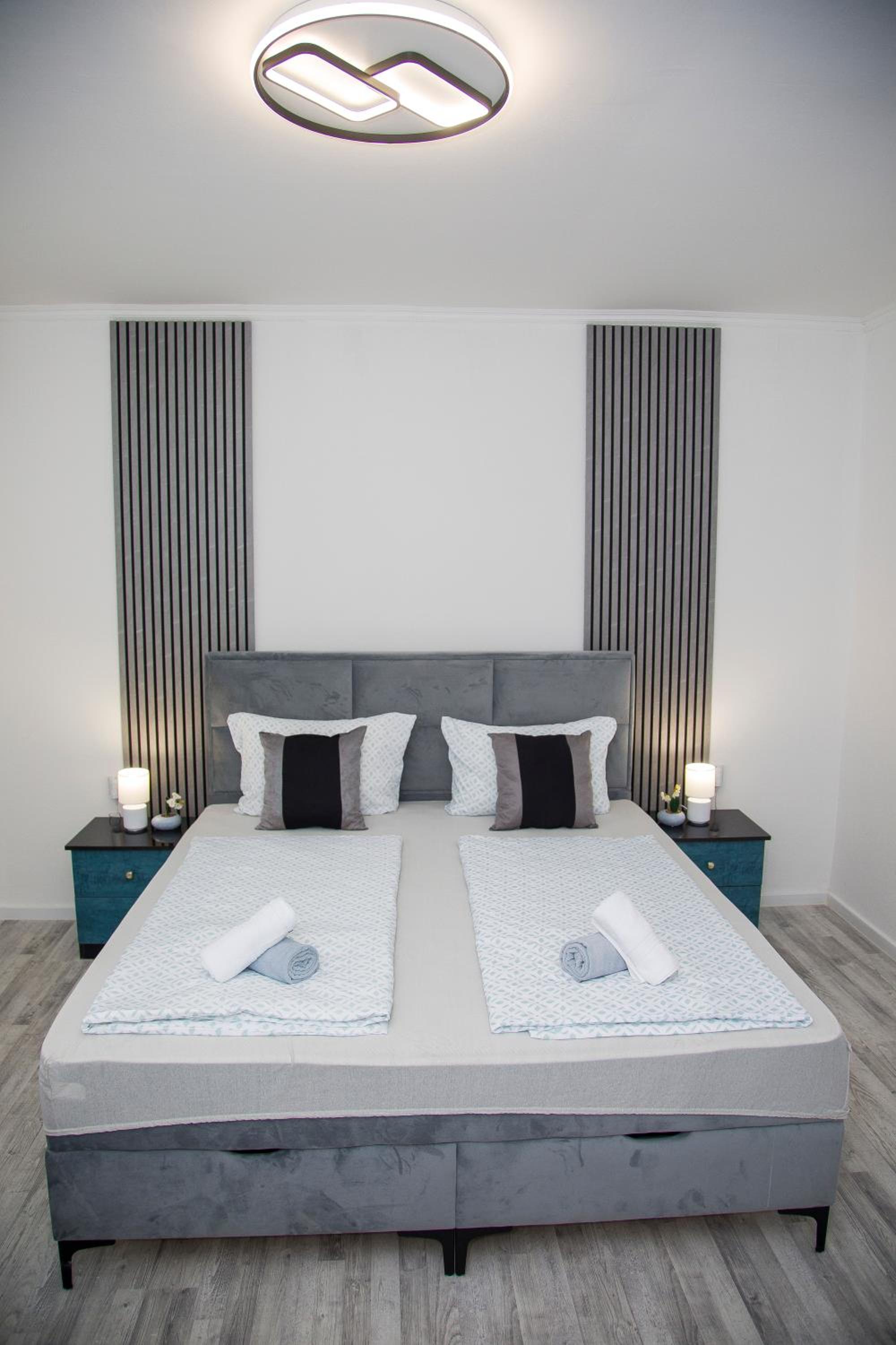 Superior Apartment photo 1