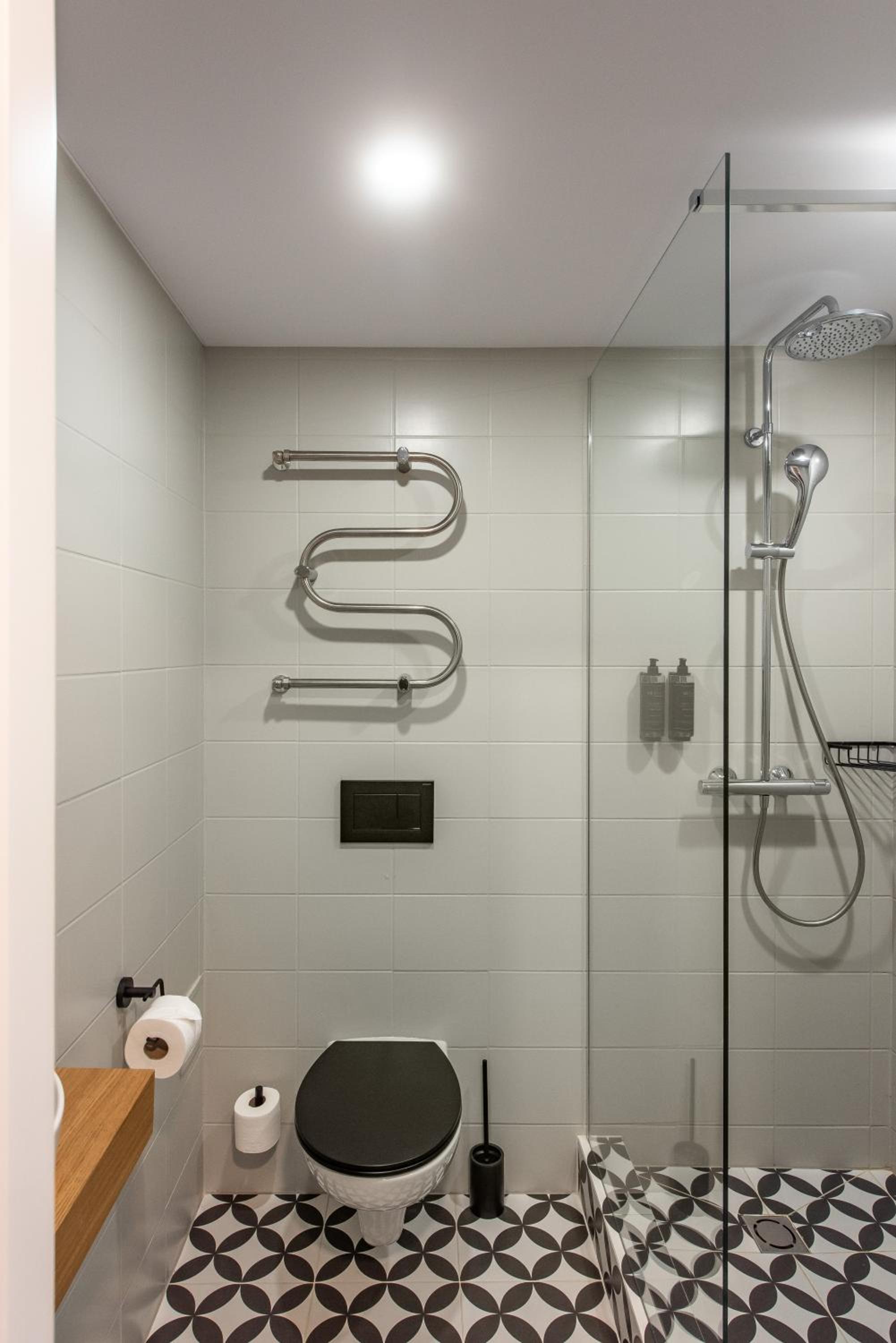 Standard Double Room with Balcony - Photo 5