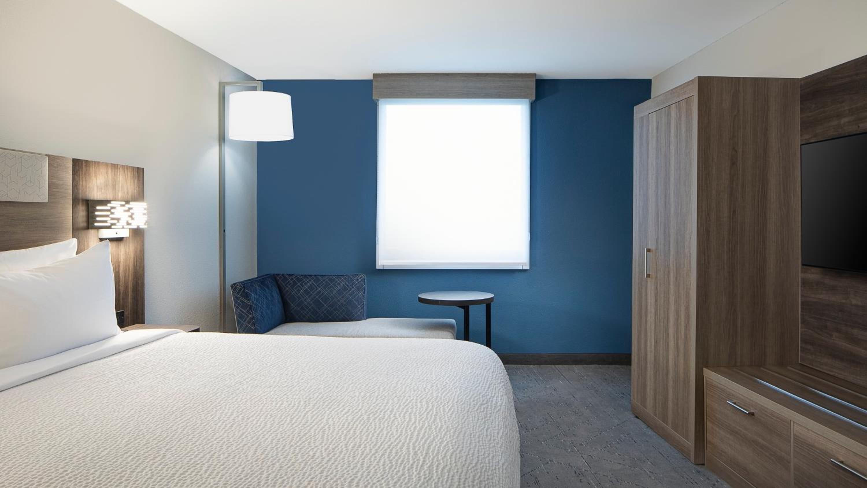 King Suite - Photo 10