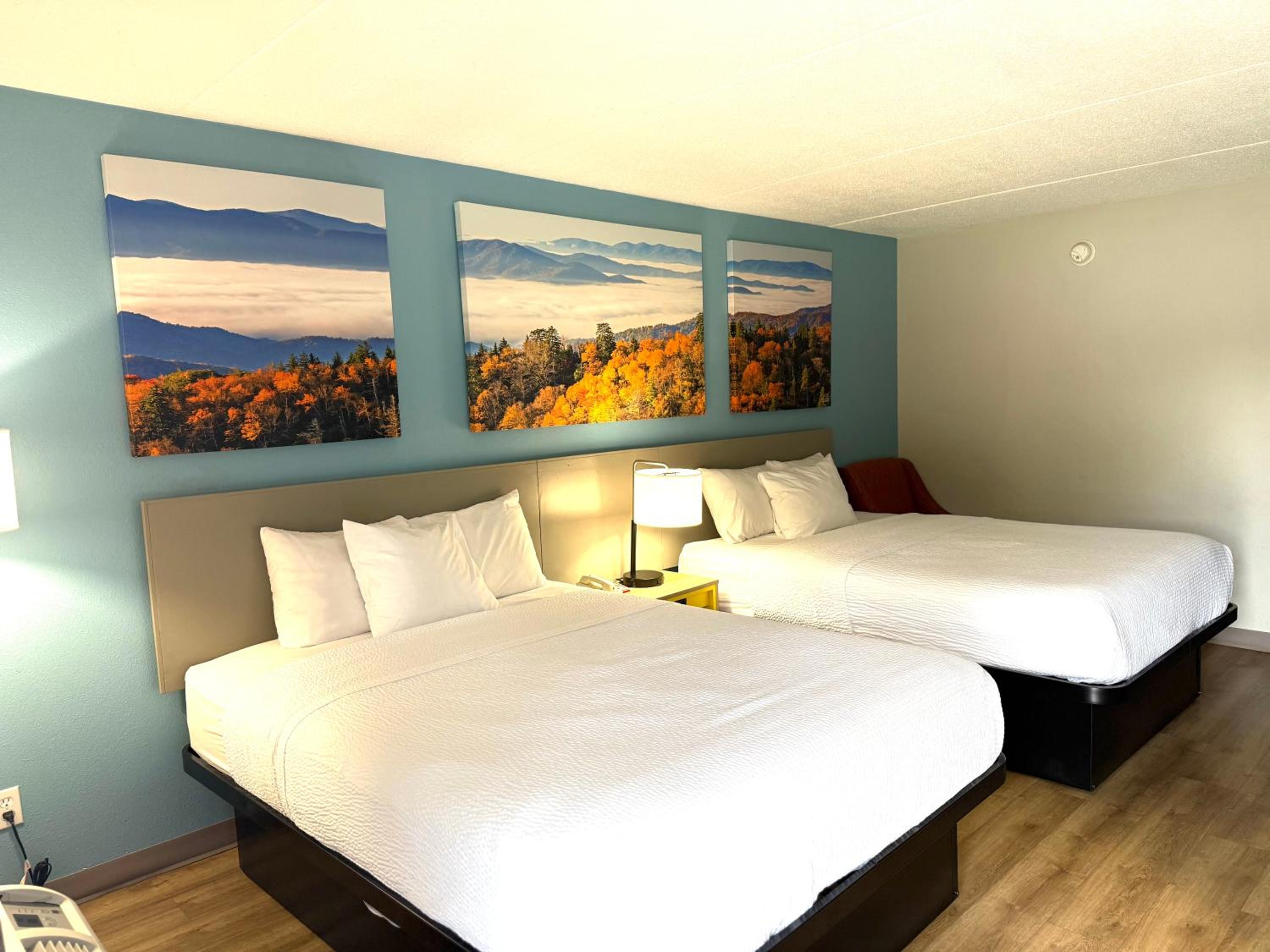 Queen Room with Two Queen Beds and Bath Tub - Mobility Accessible/Non-Smoking - Photo 1