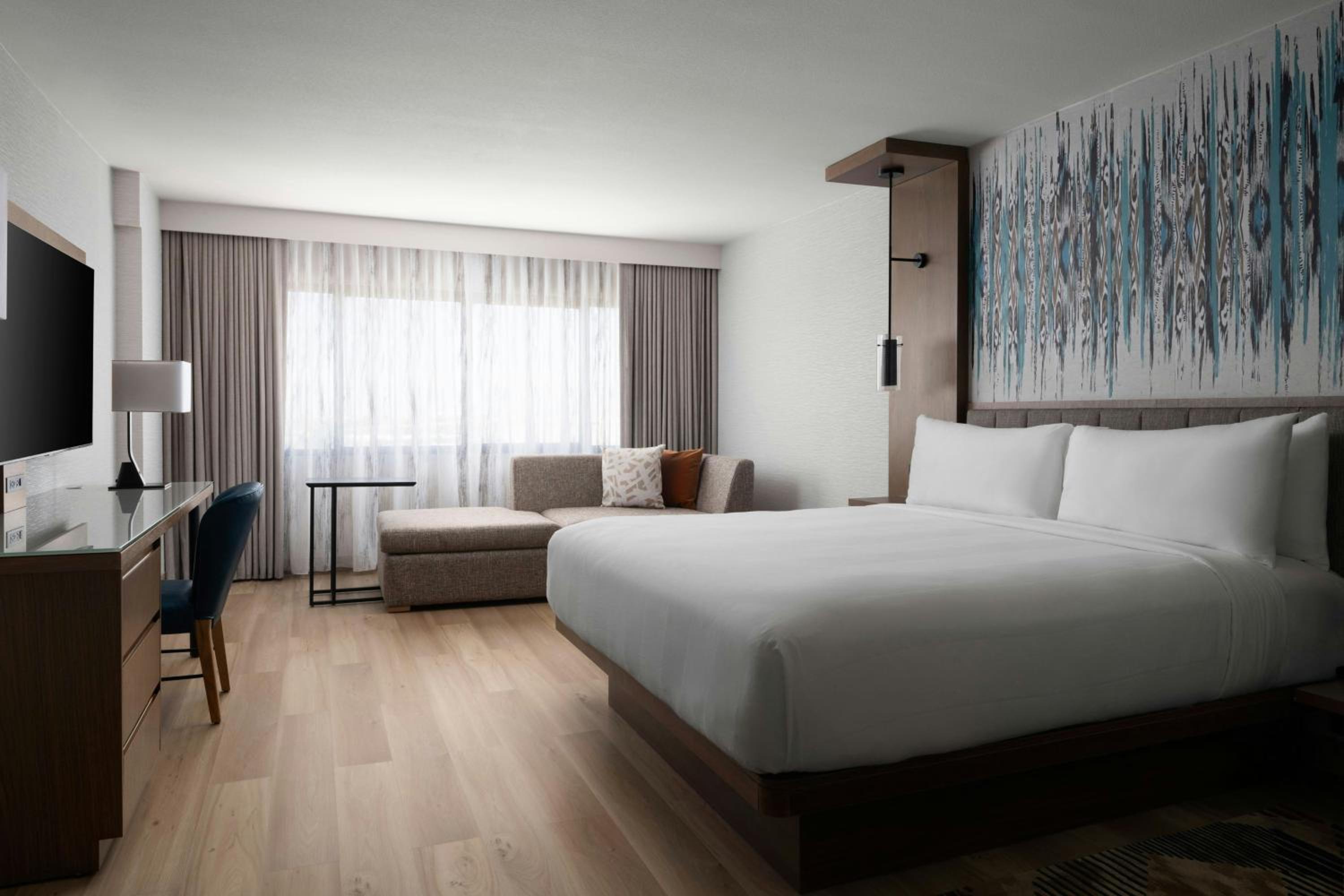 King Room with Roll-in Shower - Mobility and Hearing Accessible photo 1