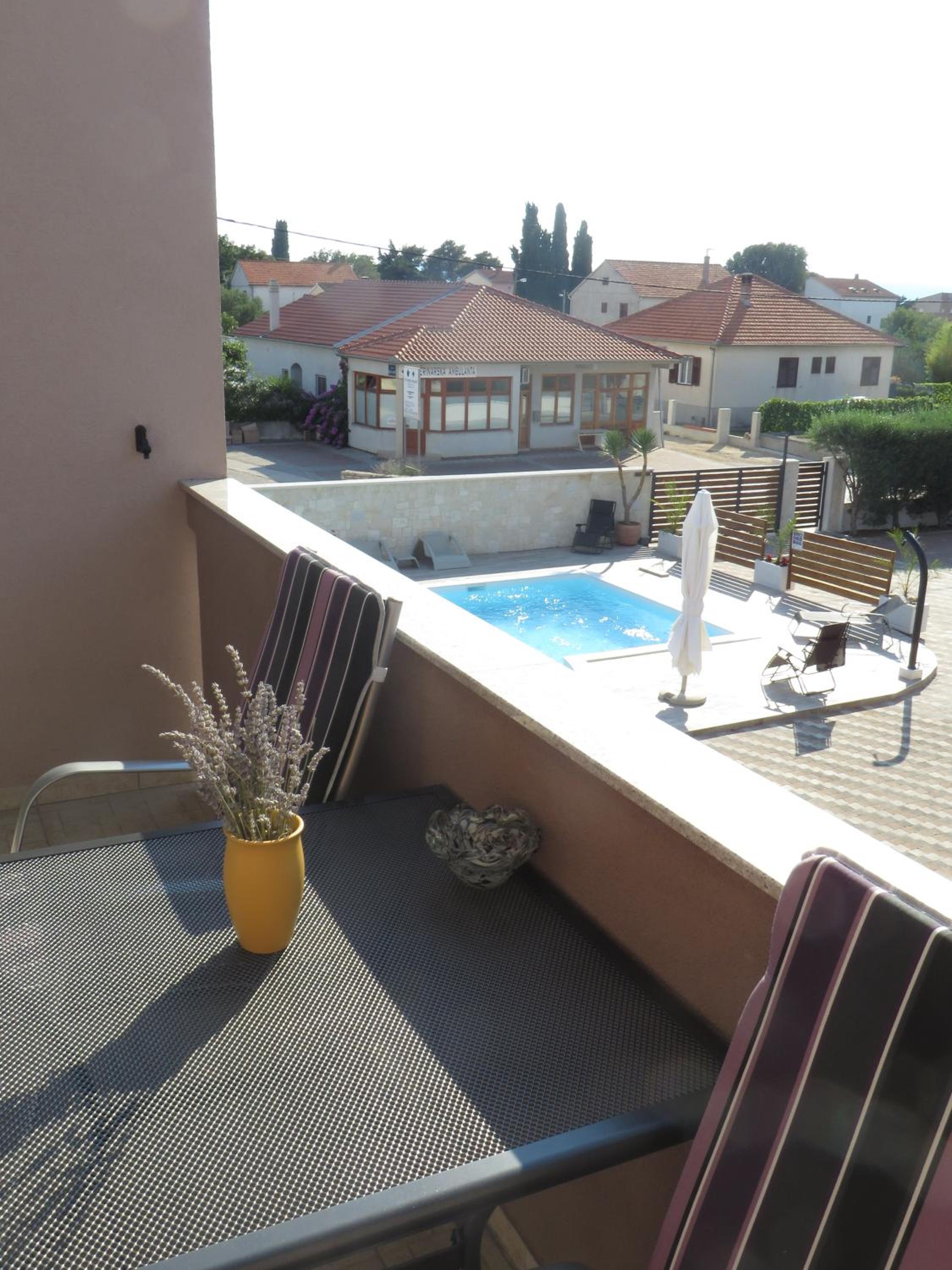 Studio with Pool View photo 2