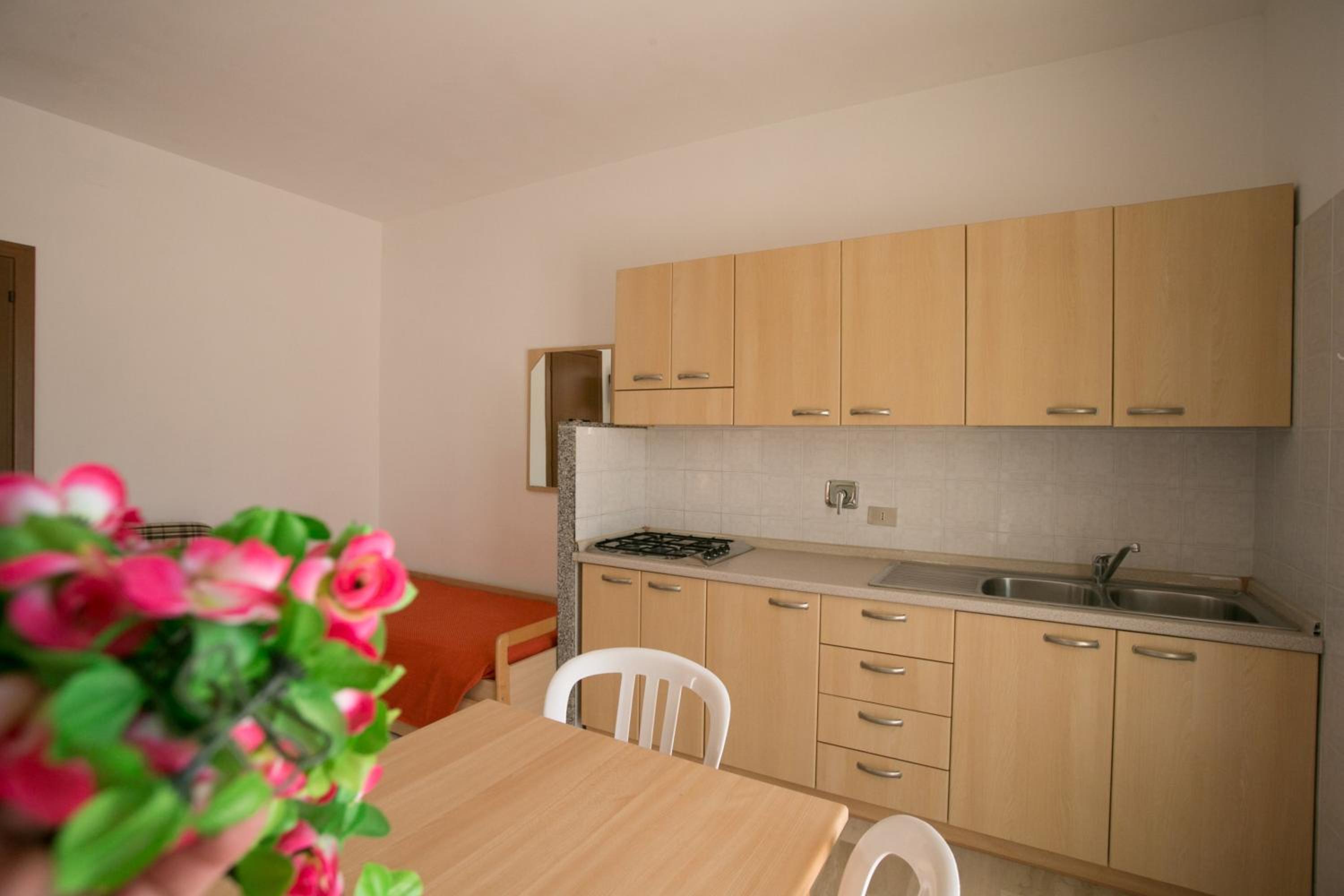 Two-Bedroom Apartment - Photo 9