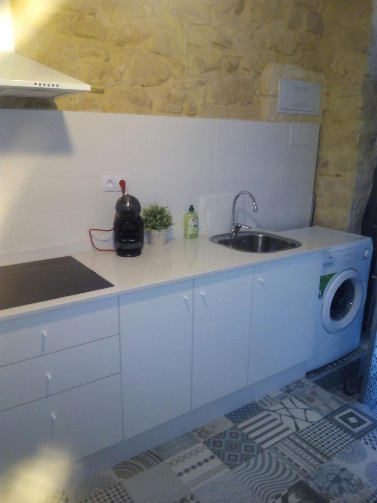 Apartment - Ground Floor photo 3