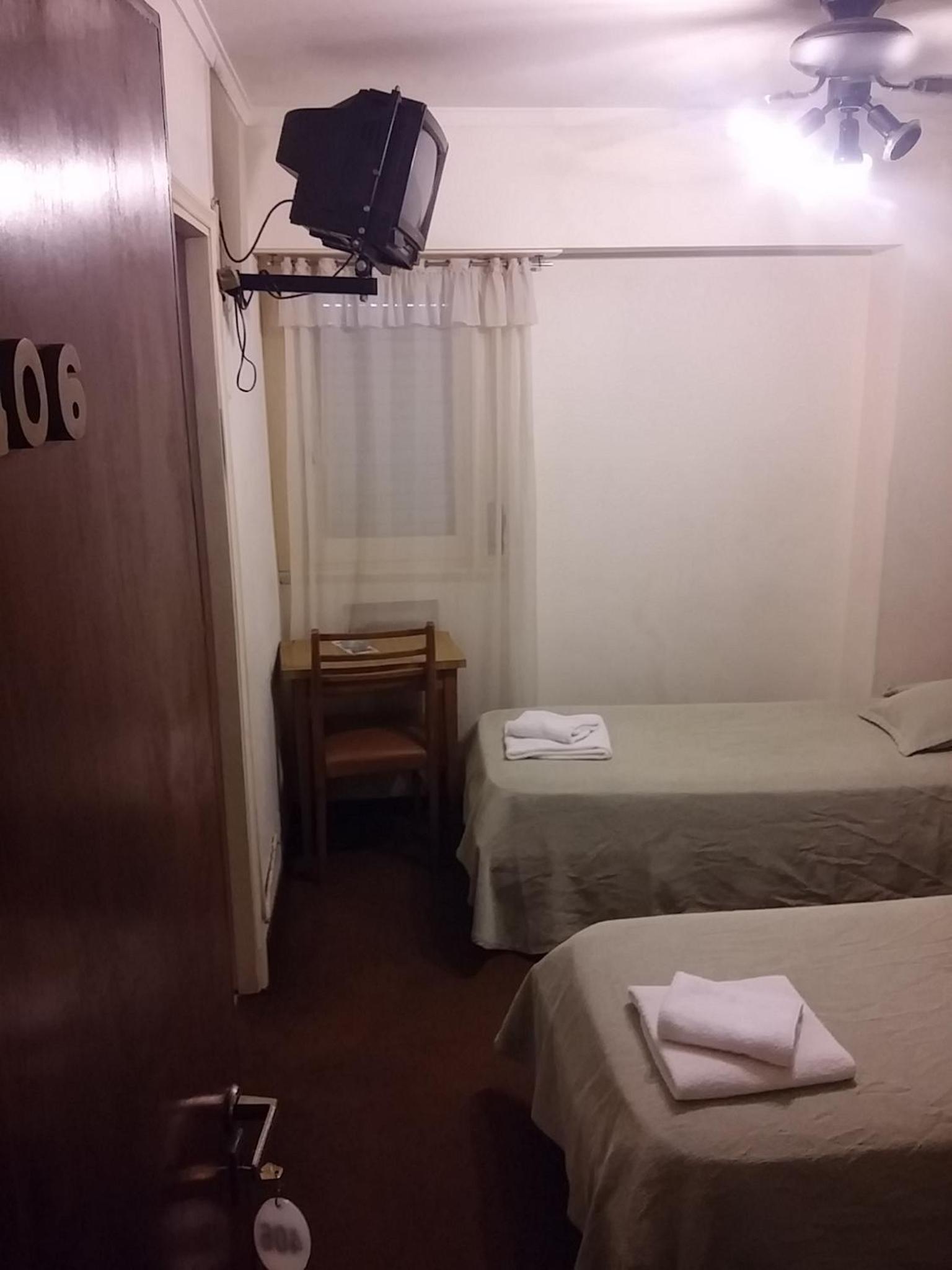 Single Room photo 3