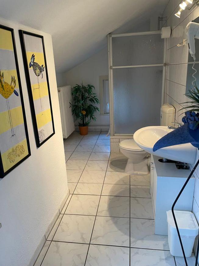 Single Room with Private External Bathroom photo 1