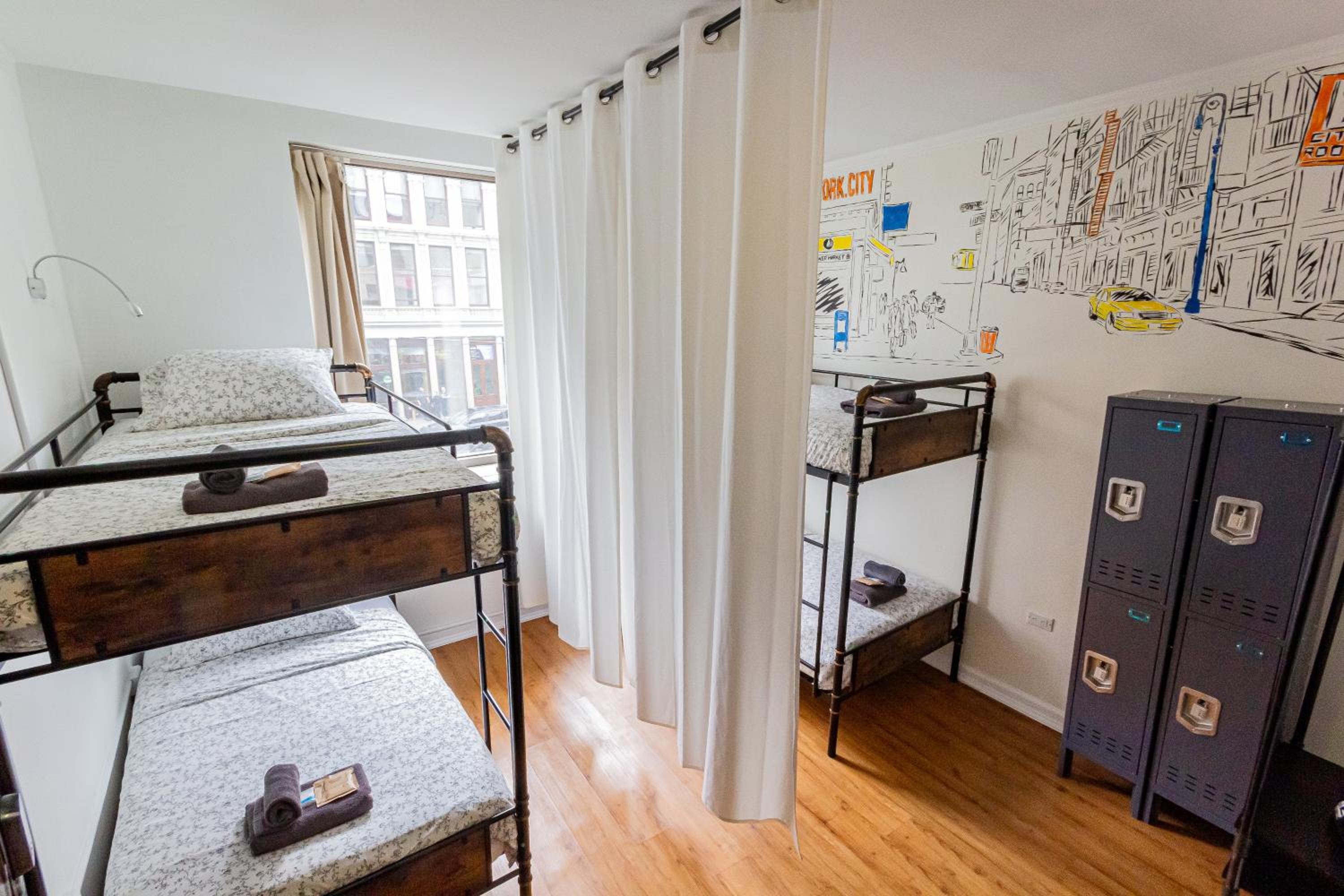 Classic Quadruple Room