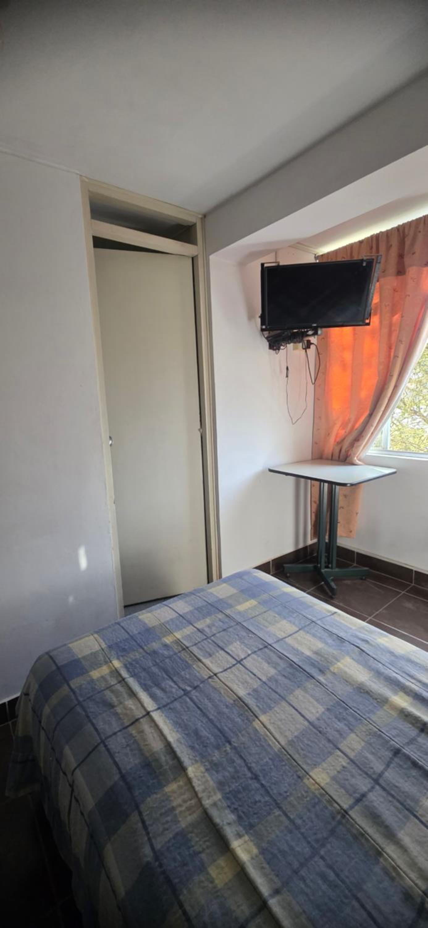 Budget Twin Room photo 1