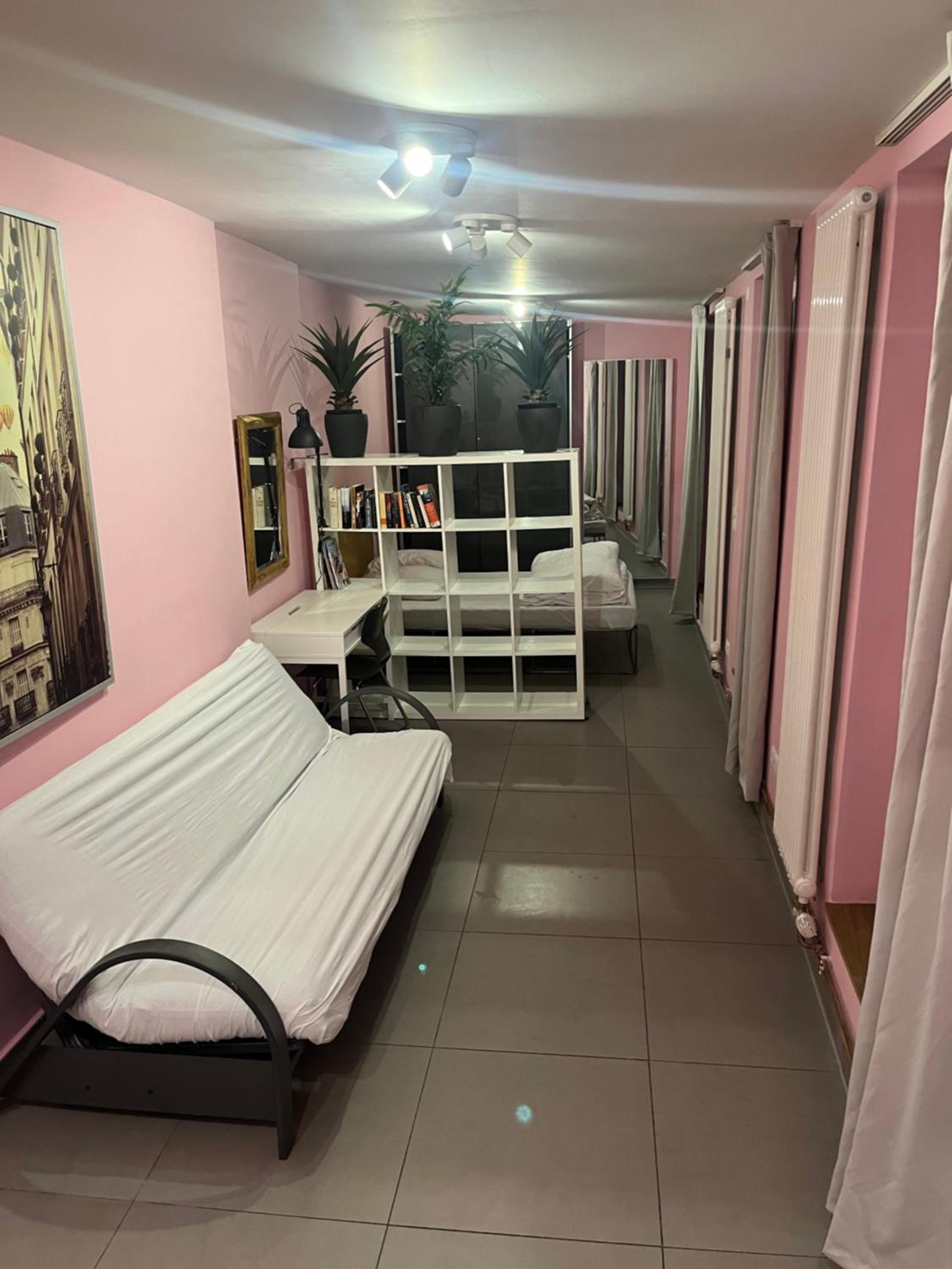 Double Room with Private Bathroom photo 3
