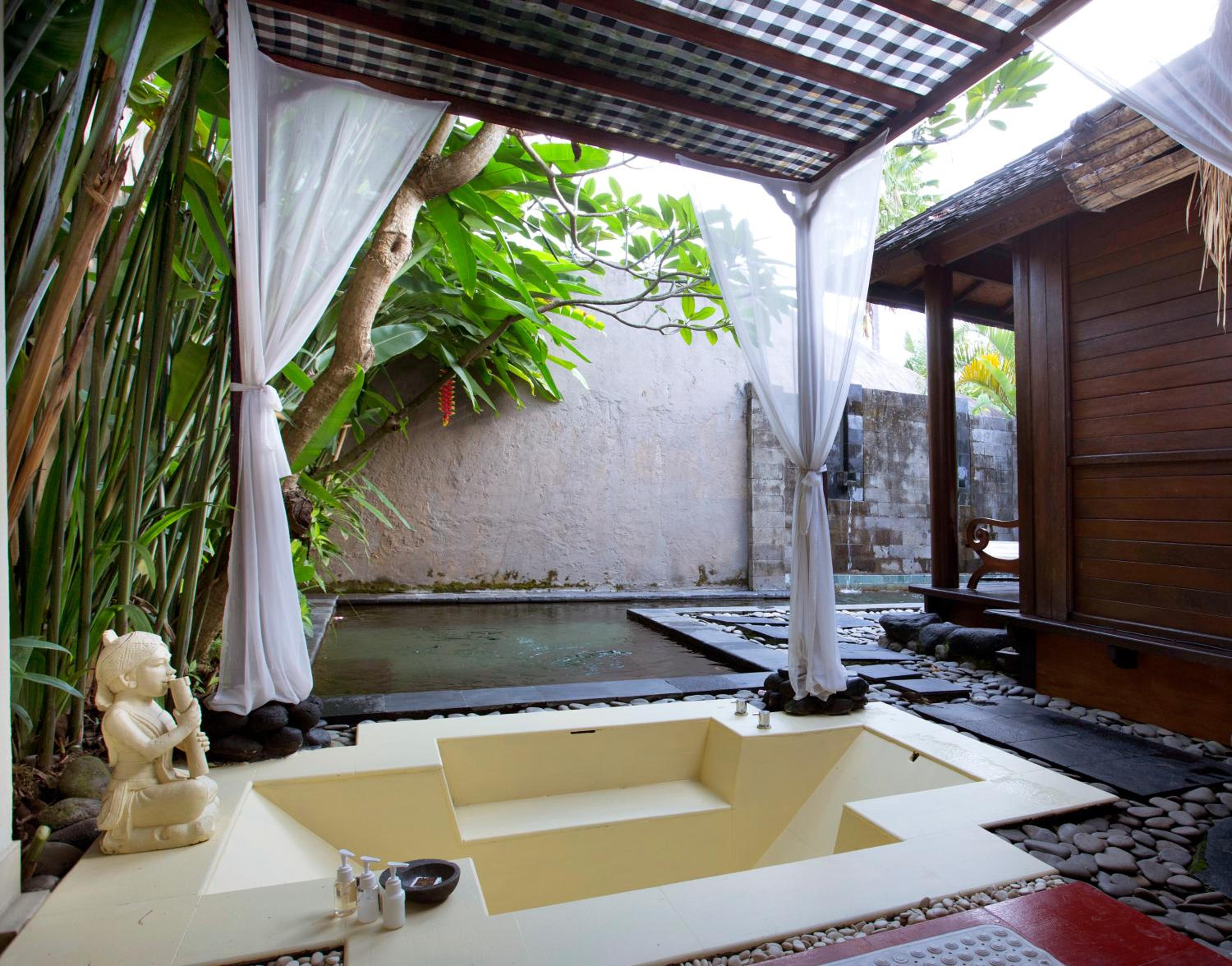One-Bedroom Villa with Private Pool - Photo 3