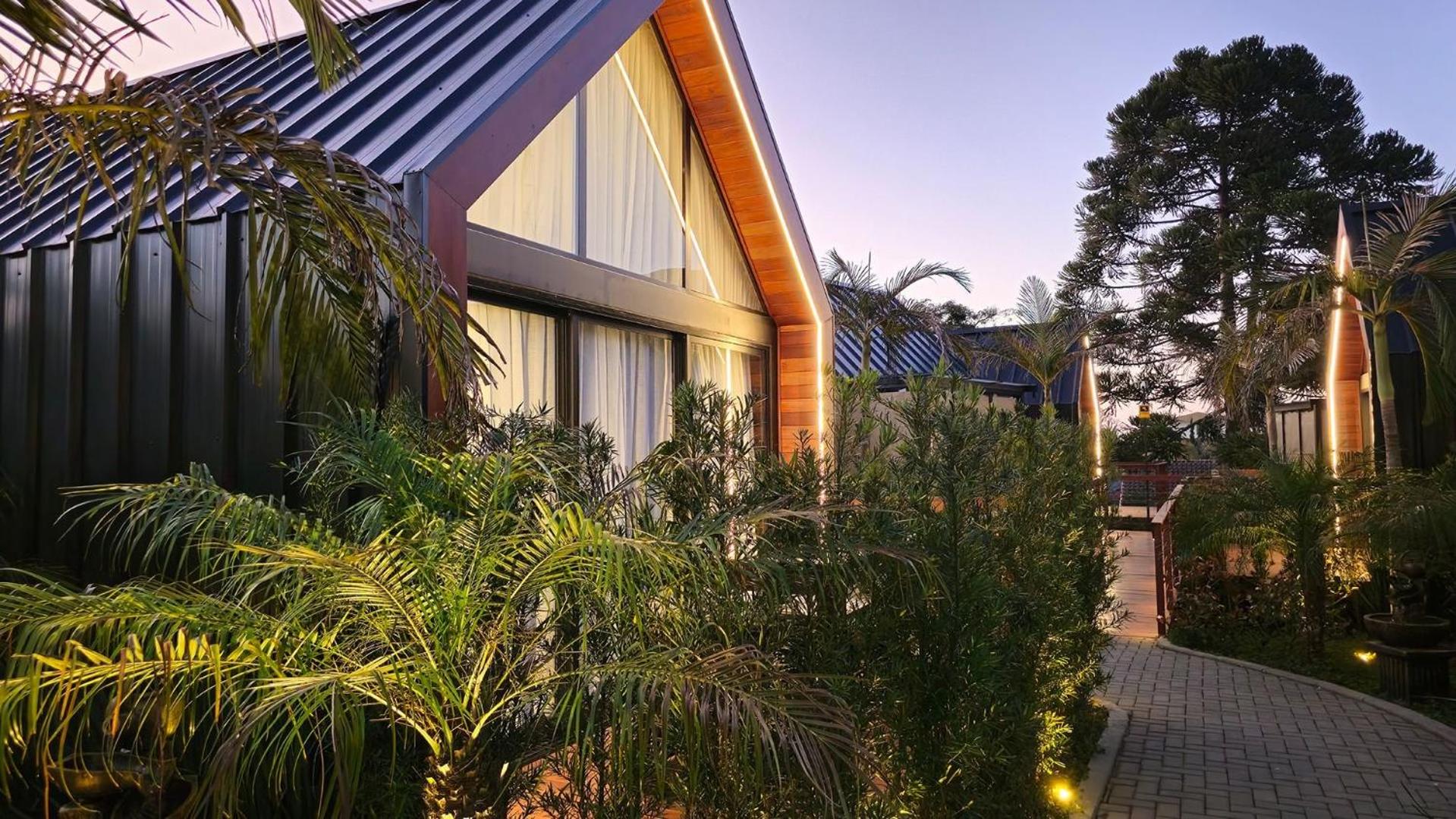 One-Bedroom Bungalow photo 2