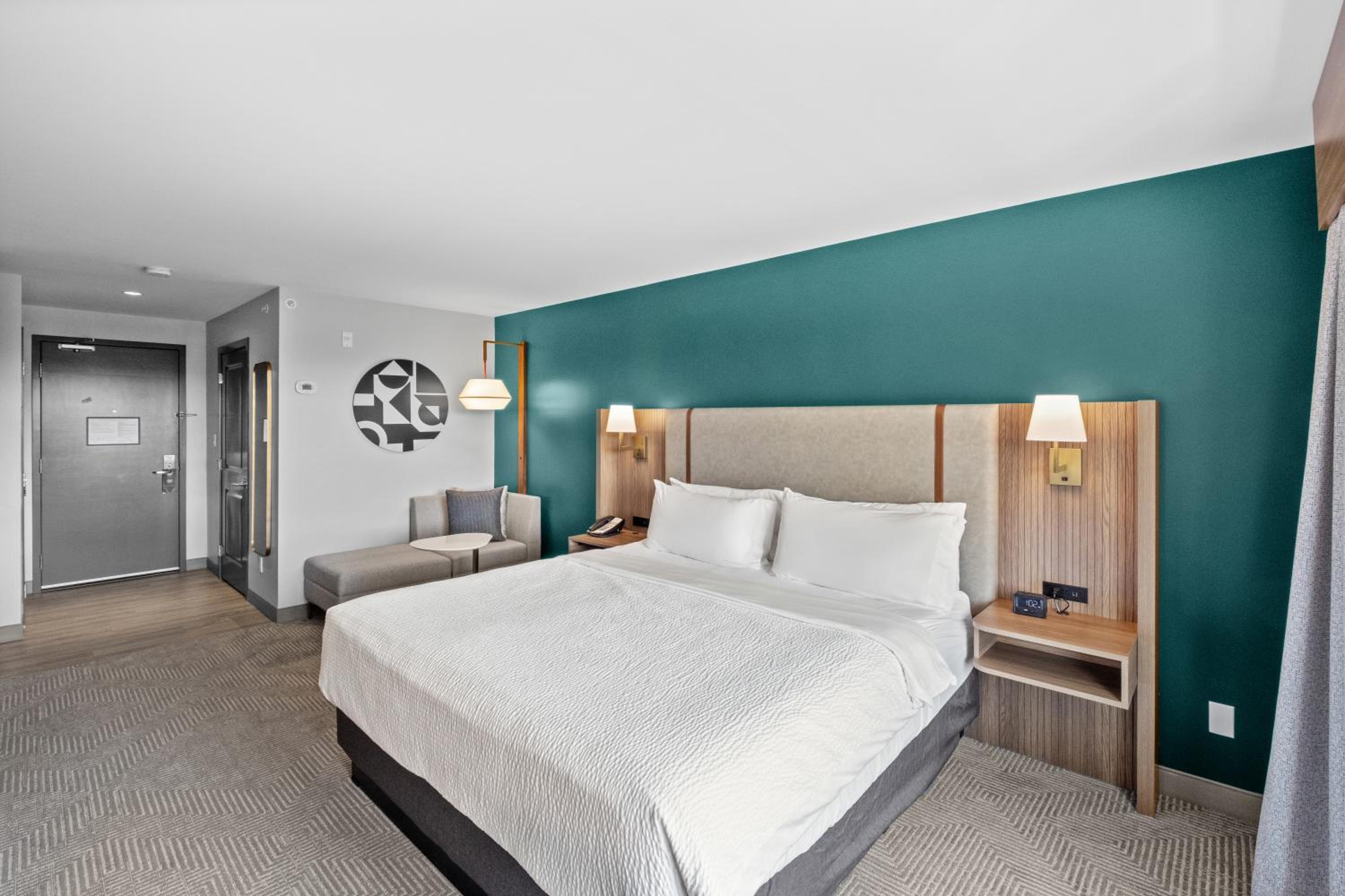 Standard King Room