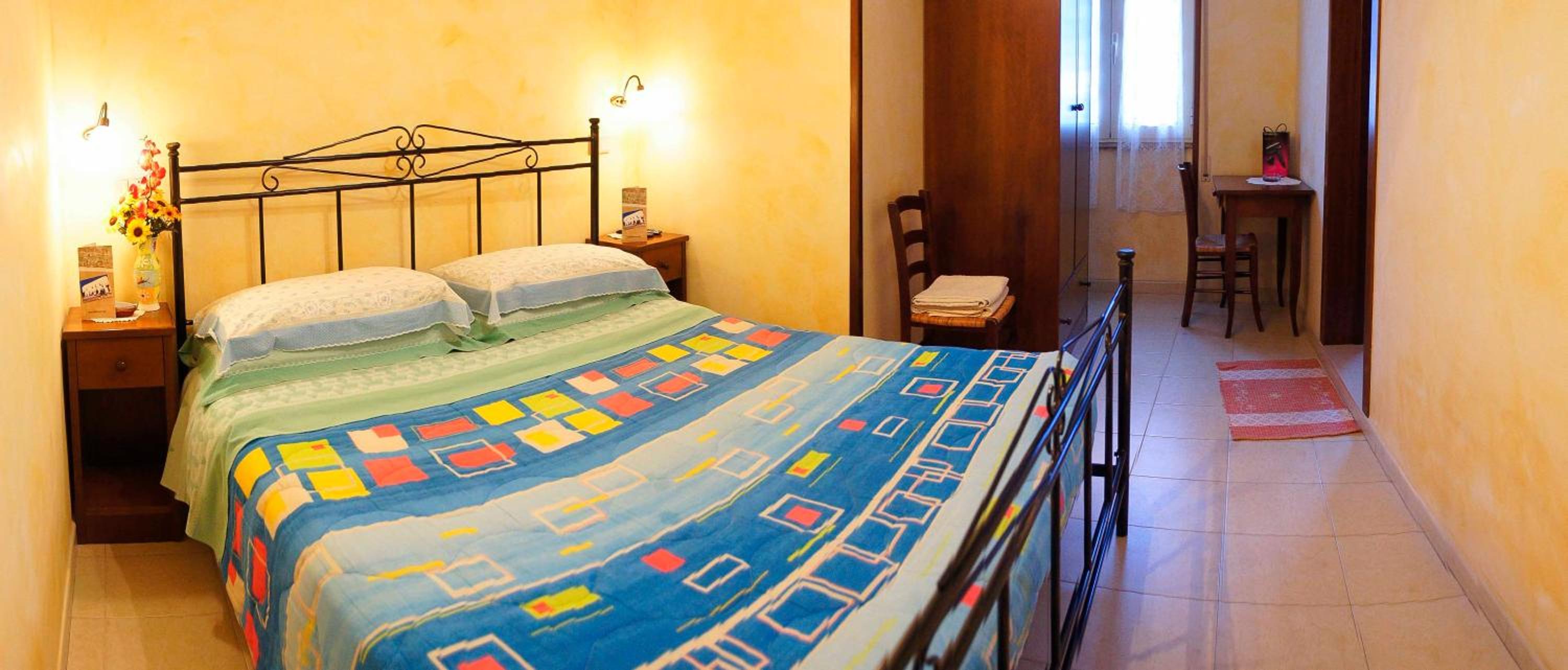 Double Room - Photo 2