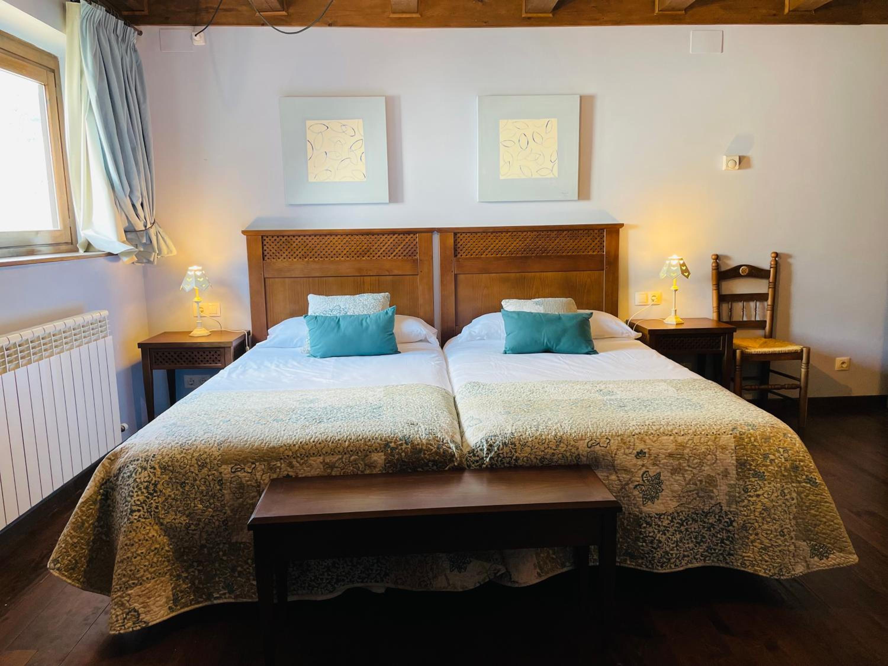 Suite with Mountain View