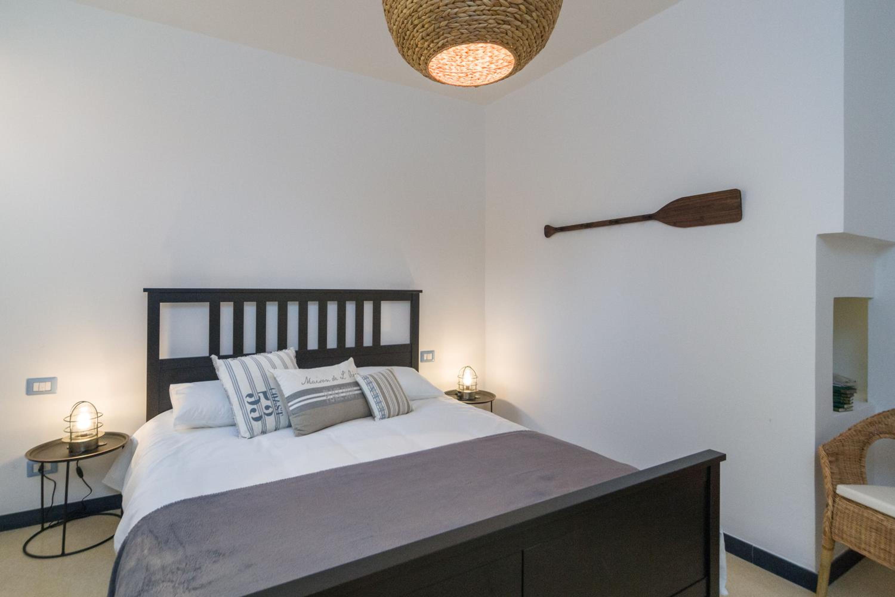 Budget One-Bedroom Apartment photo 3