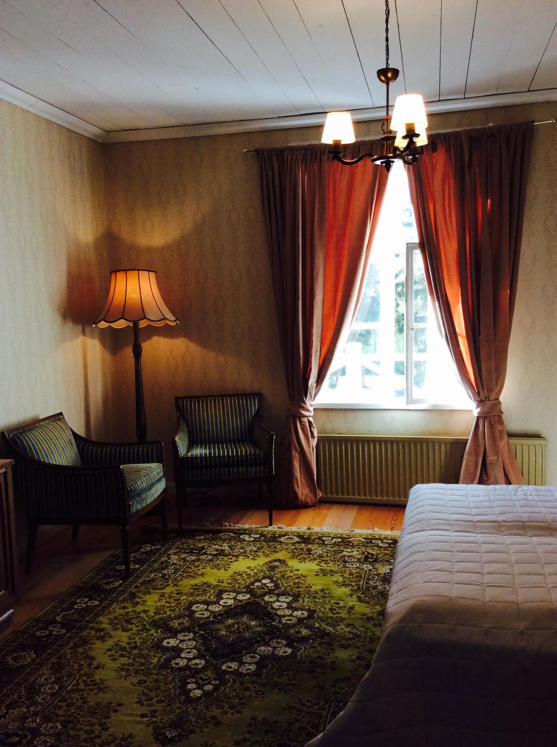 Double Room with Shared Bathroom photo 1
