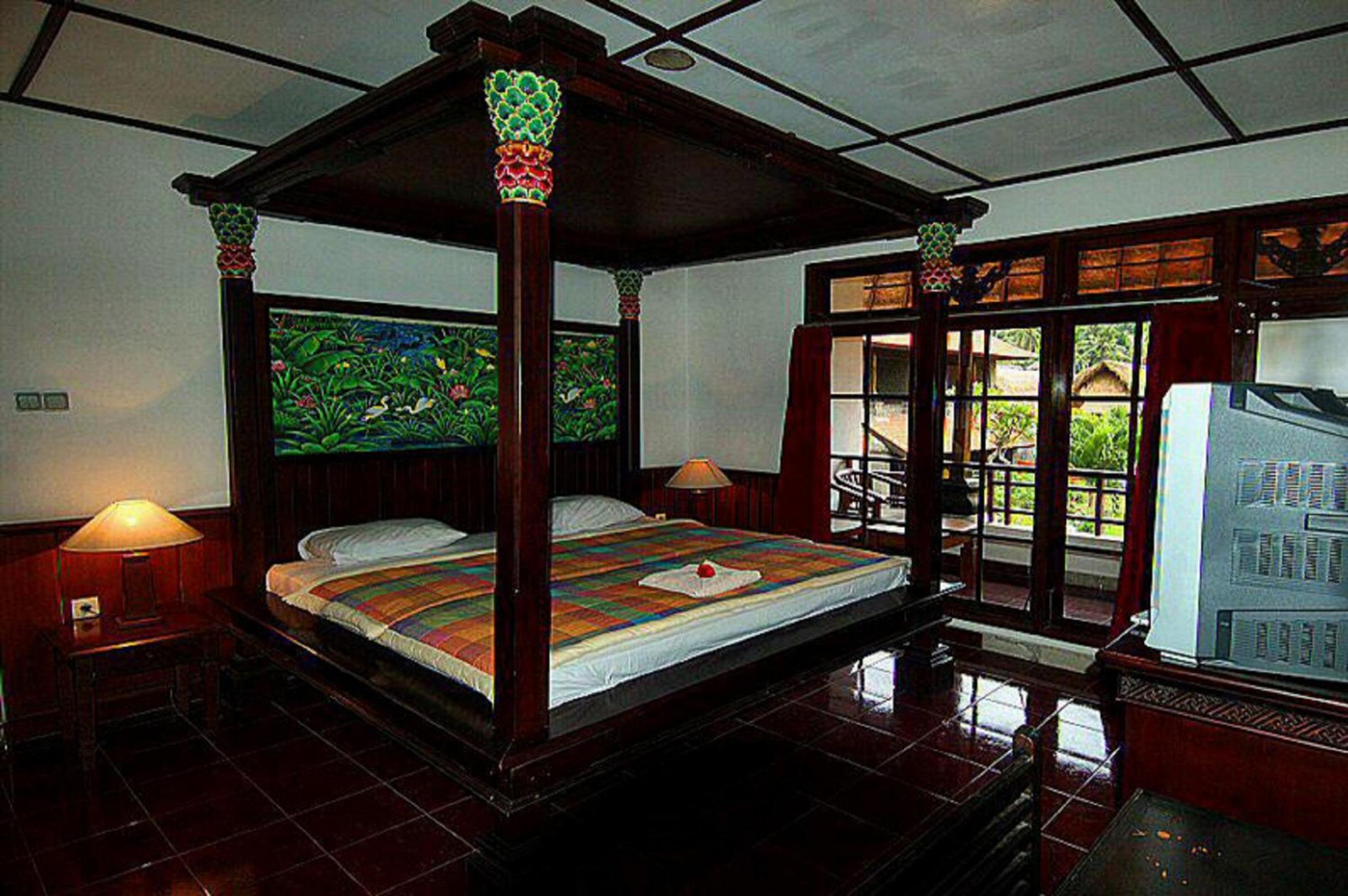 Standard King Room photo 1