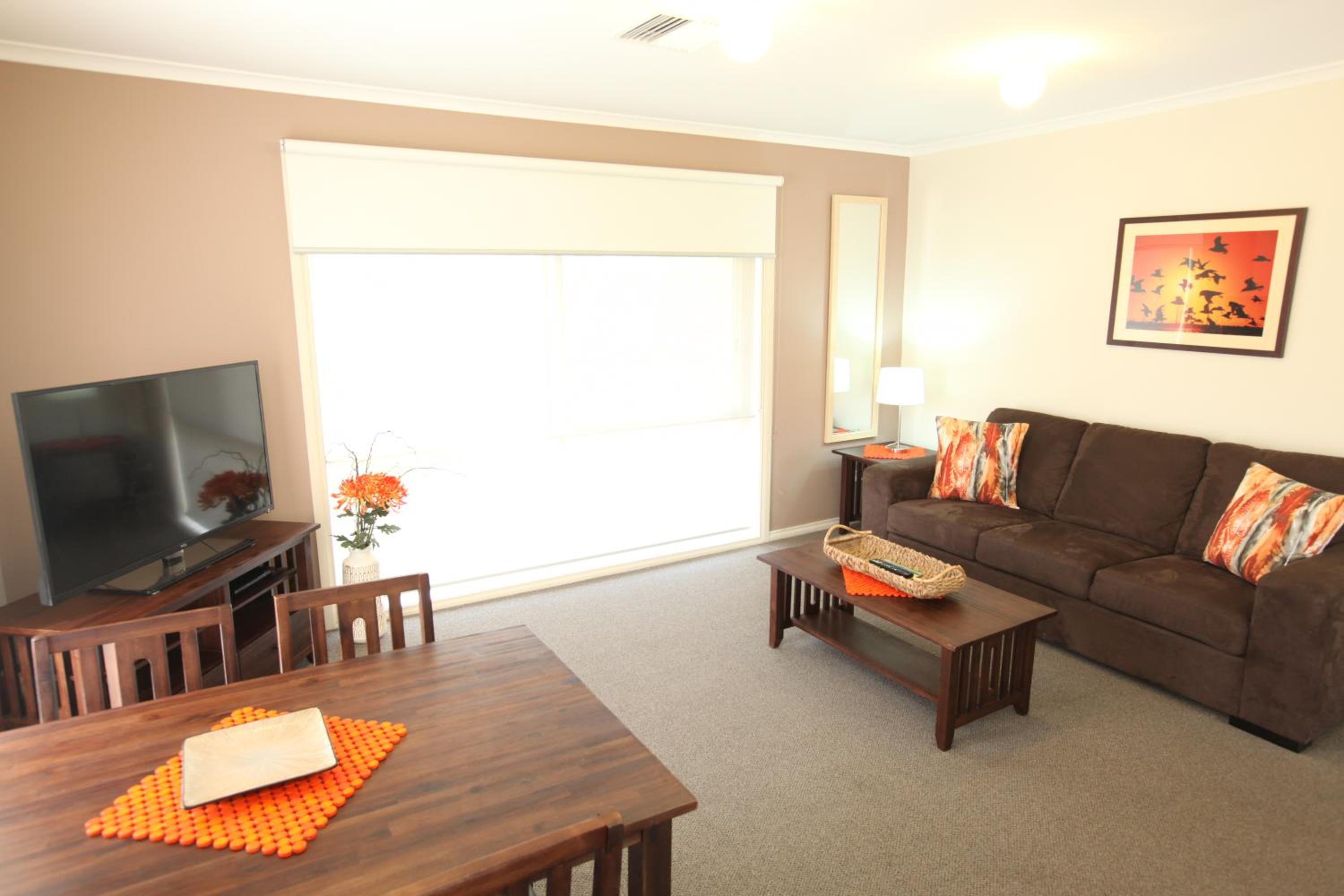 1 Bedroom Apartment photo 2