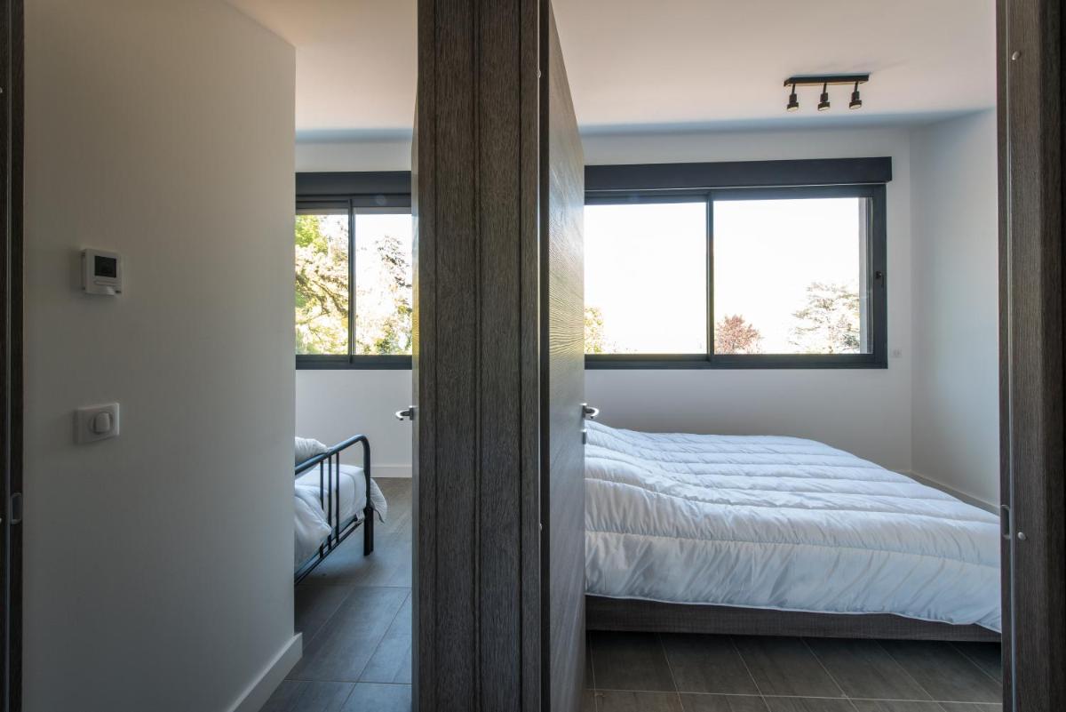 Apartment with Lake View photo 1