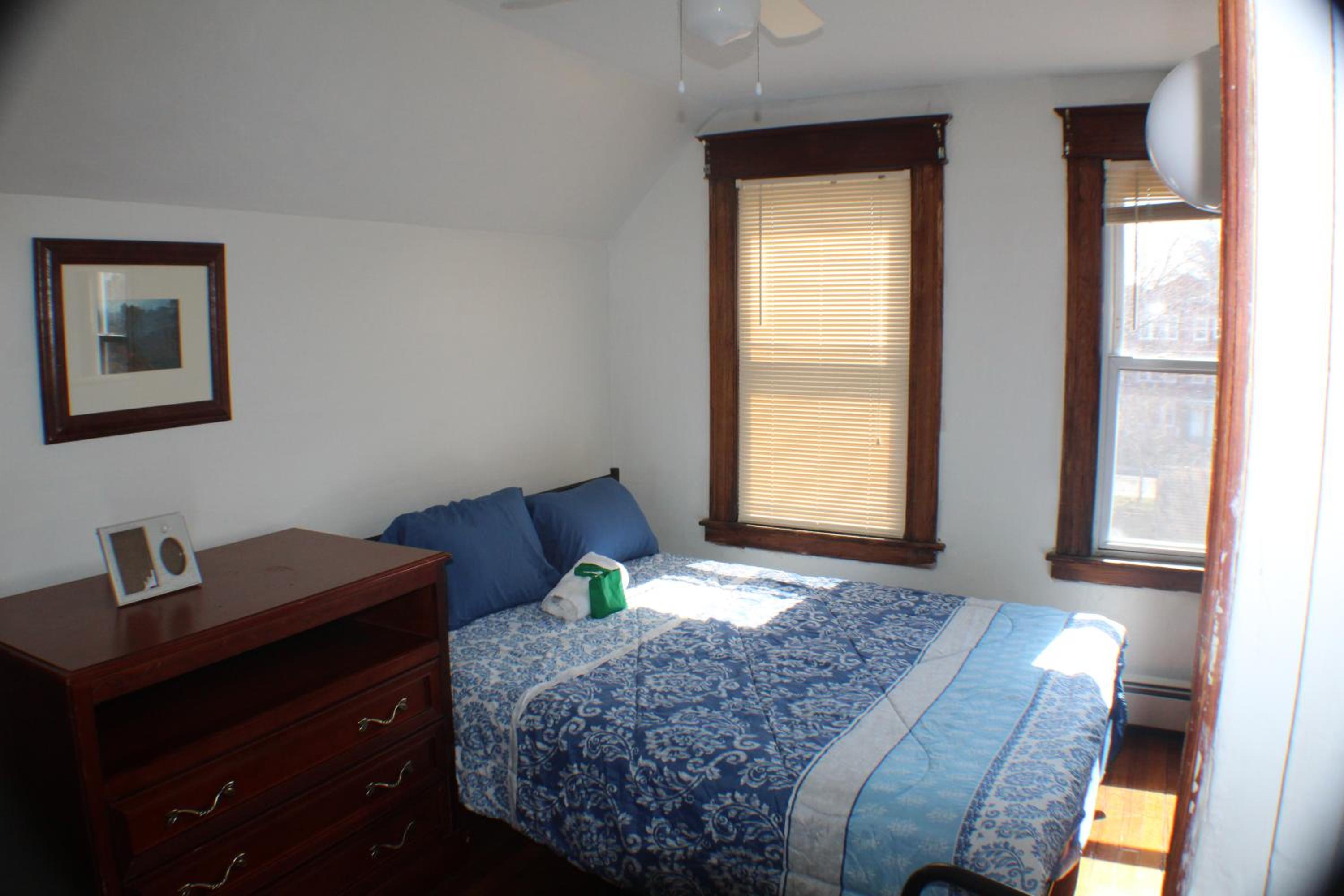 Budget Double Room photo 2