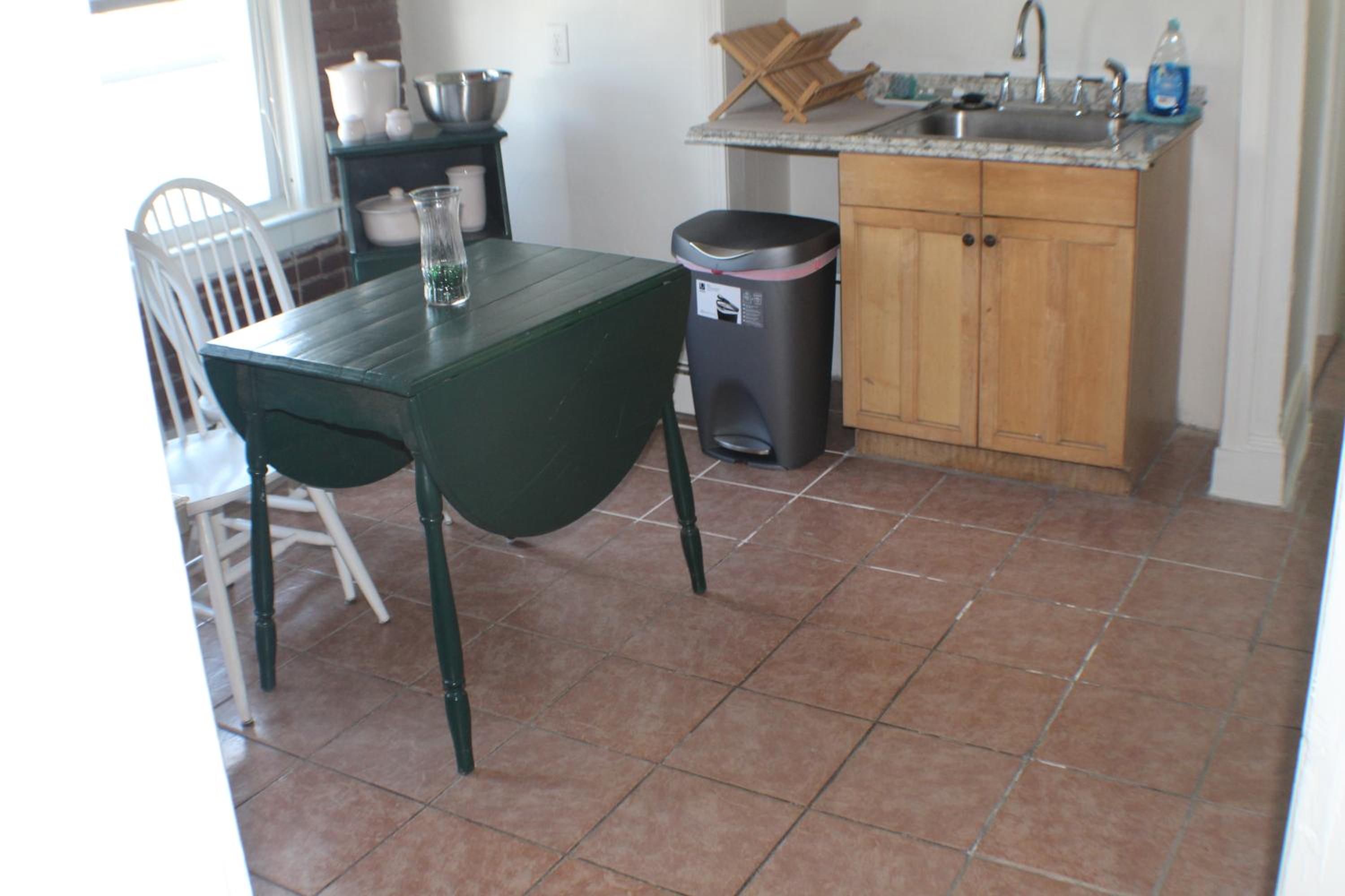 Budget Single Room photo 2