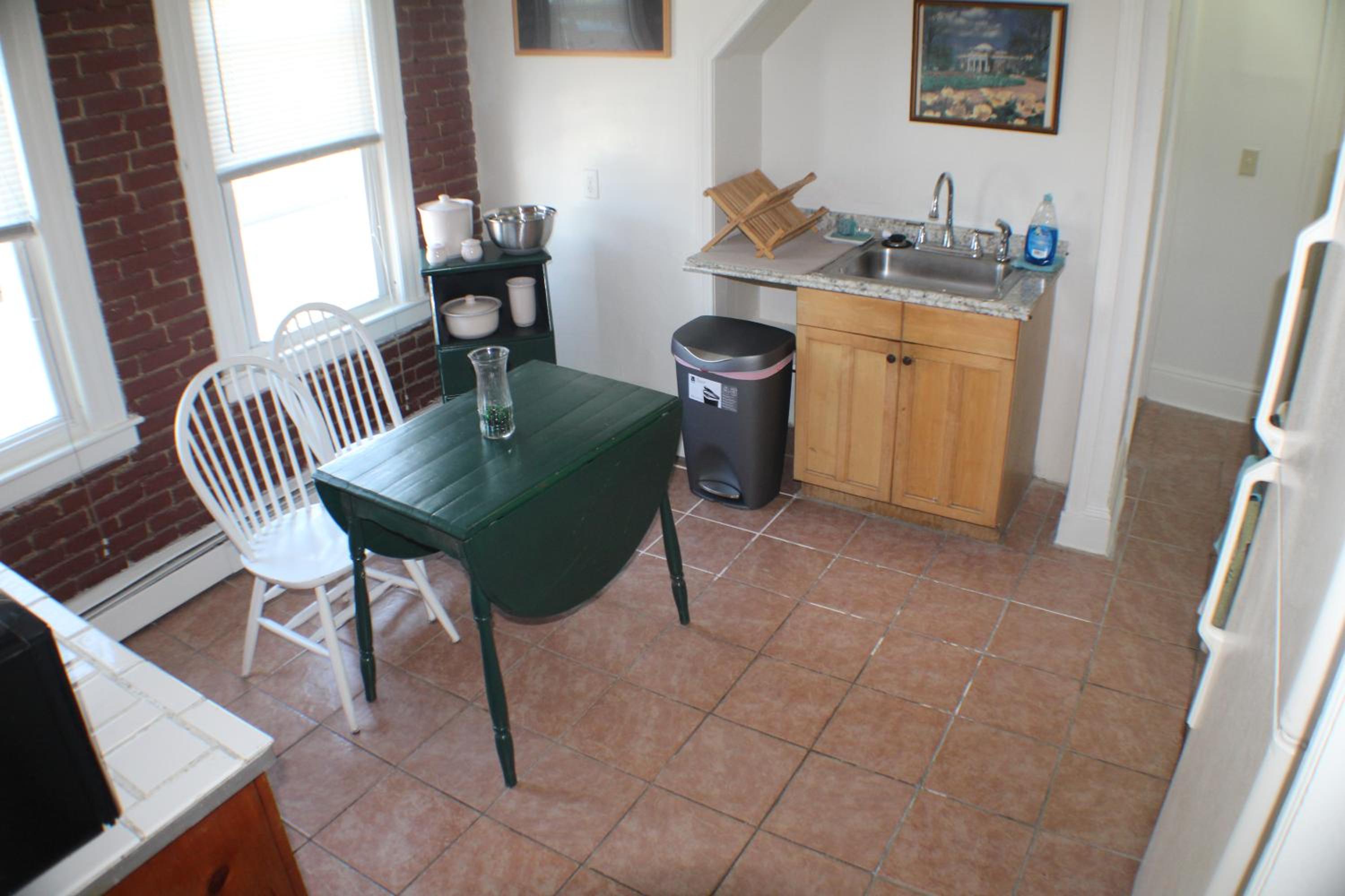 Budget Single Room photo 3