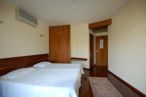 Twin Room - Photo 1