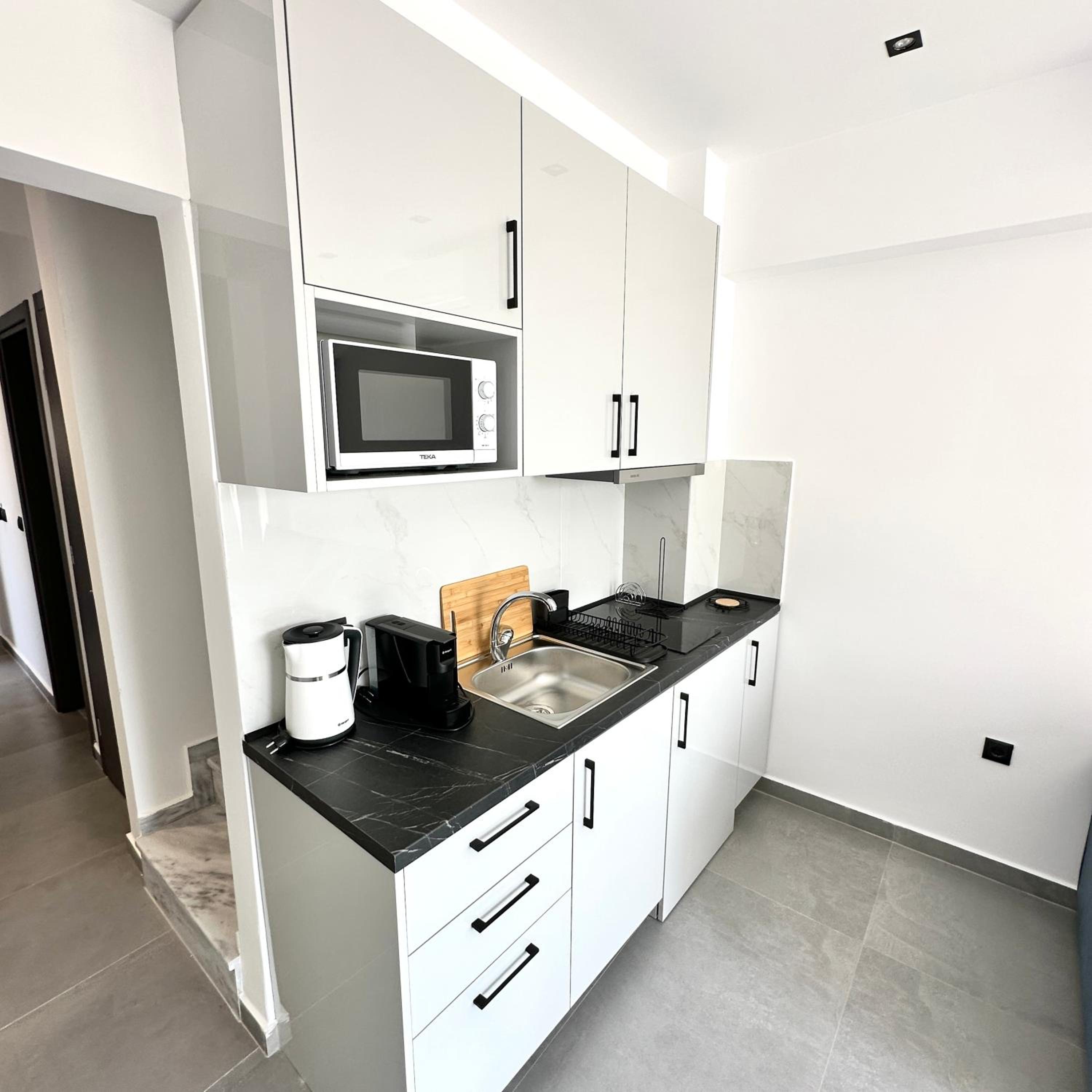 Three-Bedroom Suite photo 2