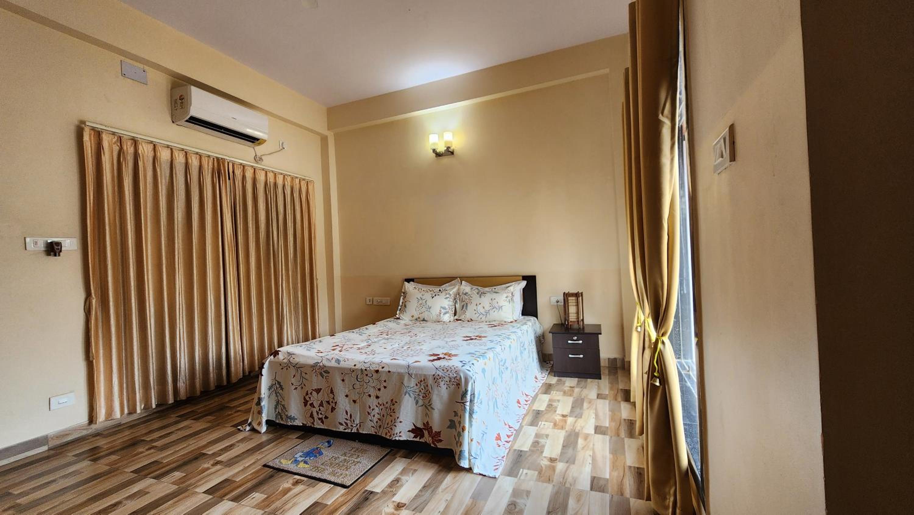 Suite with Lake View photo 2