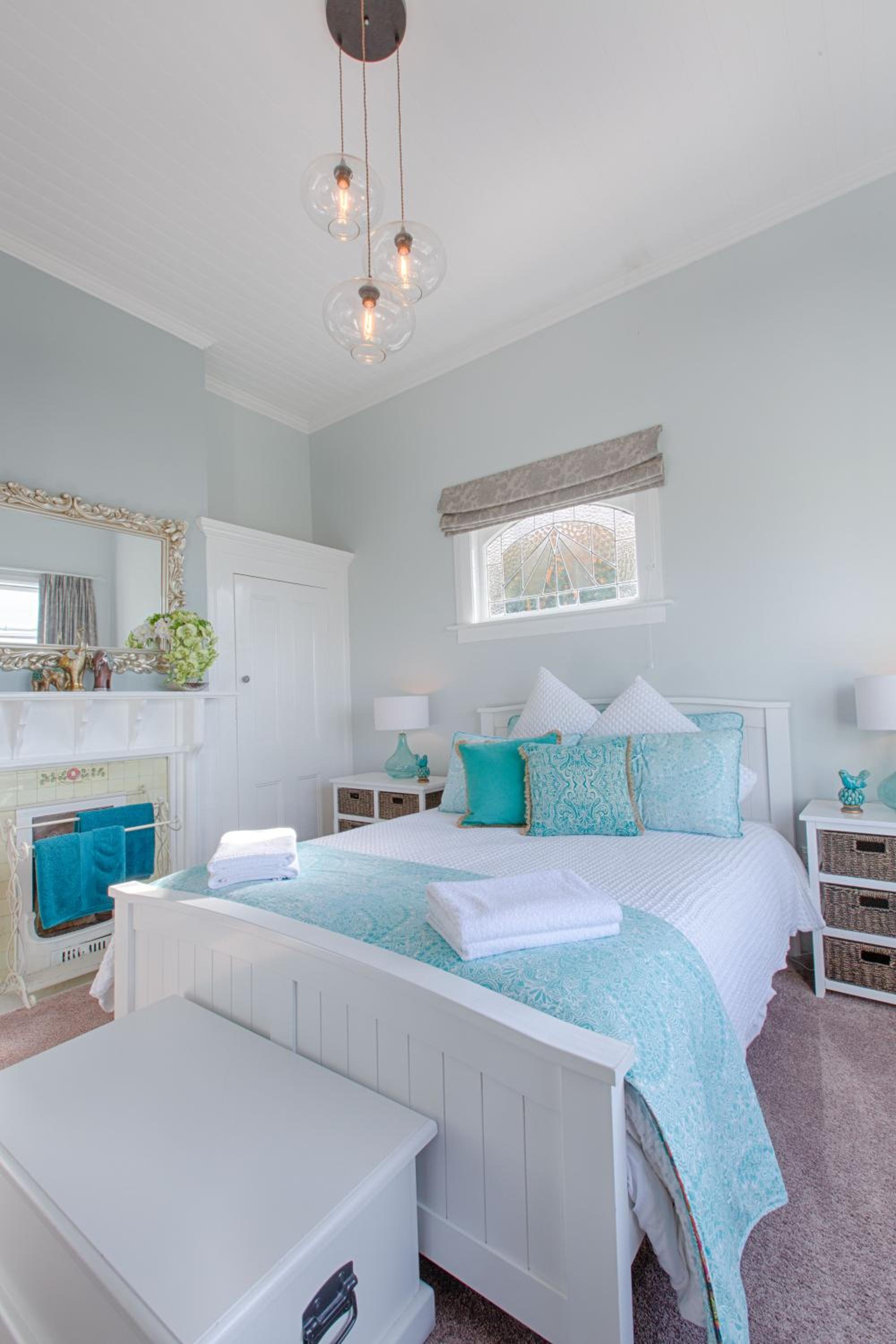 Three-Bedroom House - Photo 1