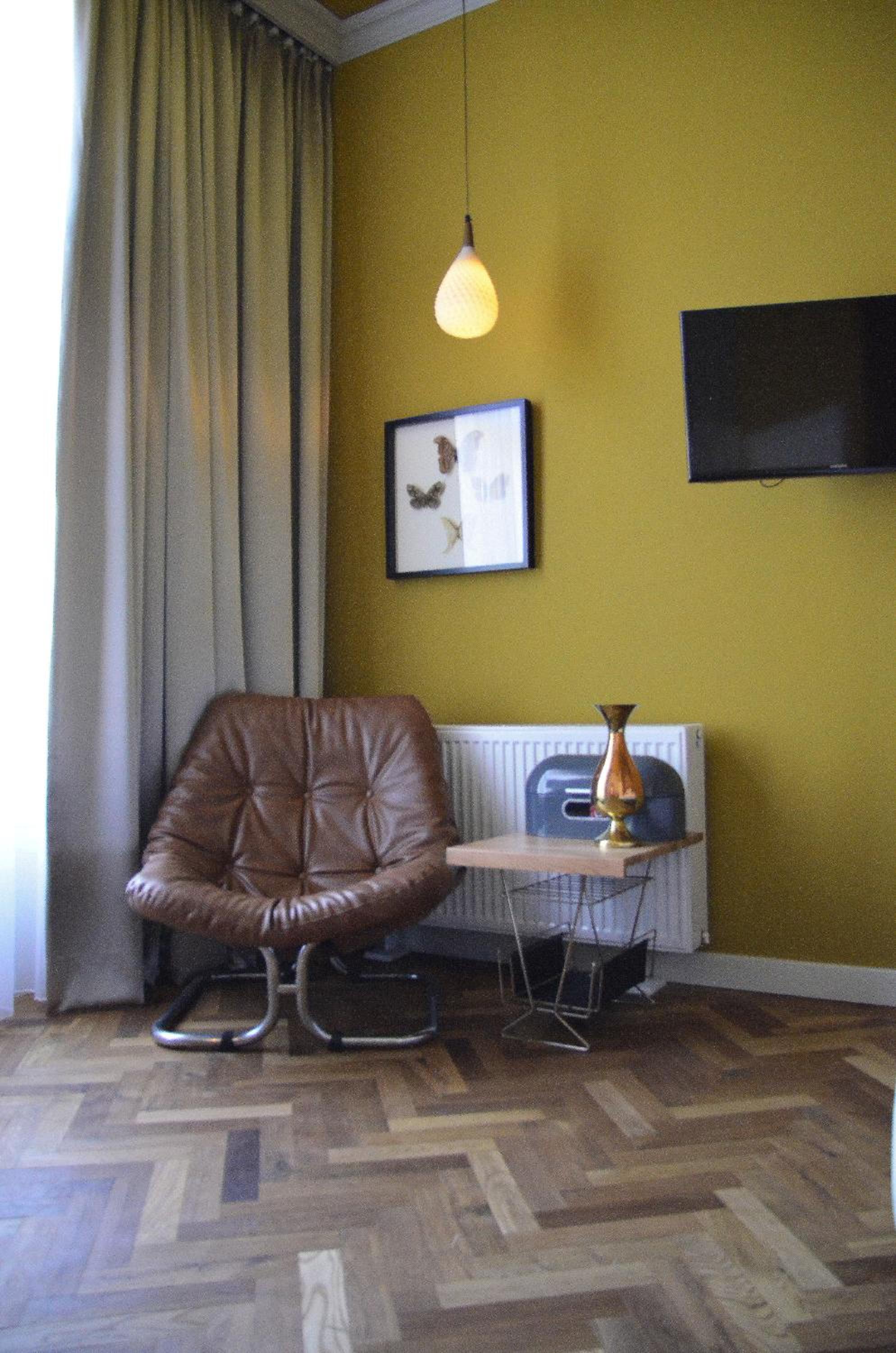 Double Room - Photo 12