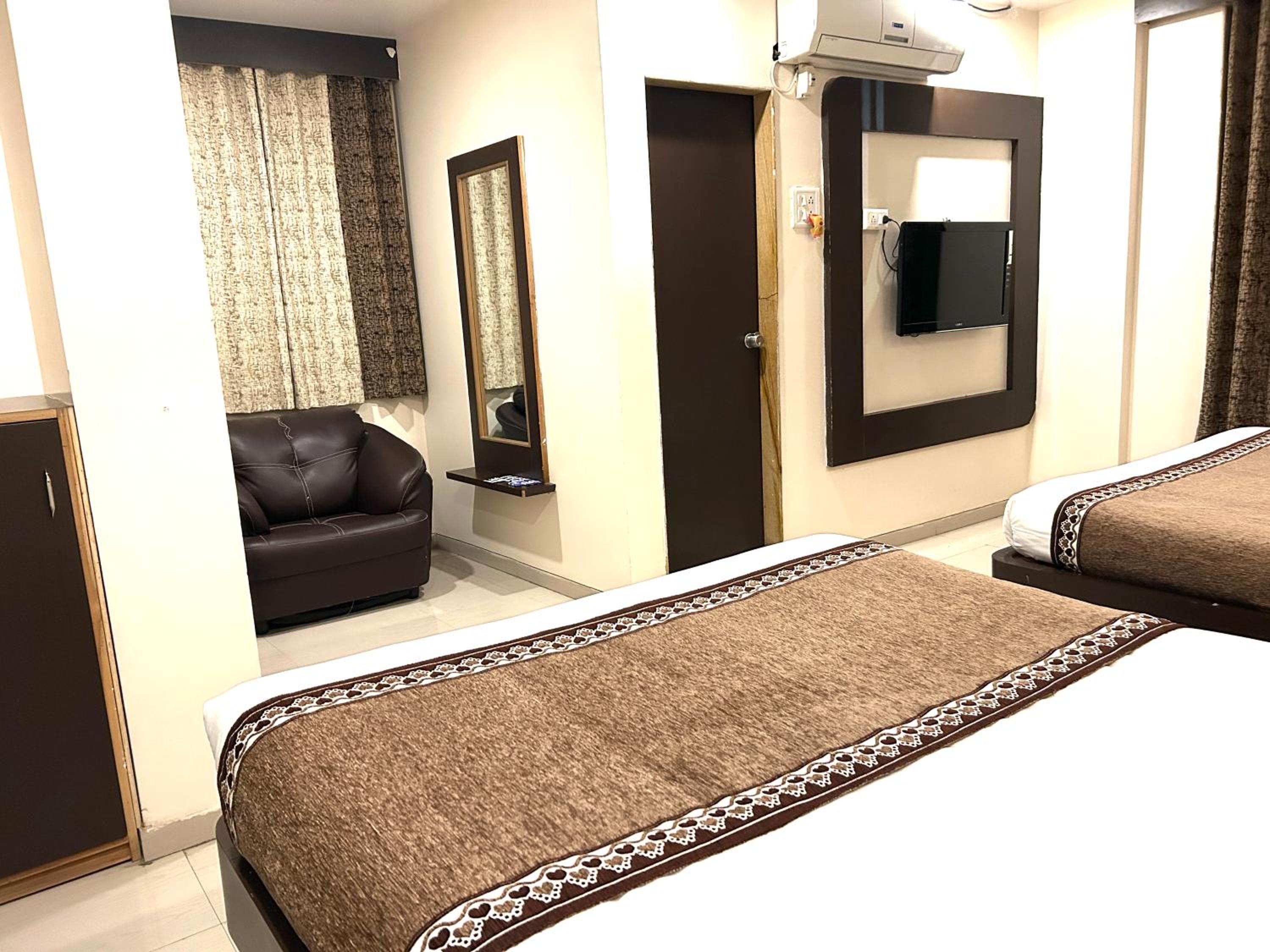 Economy Quadruple Room photo 3
