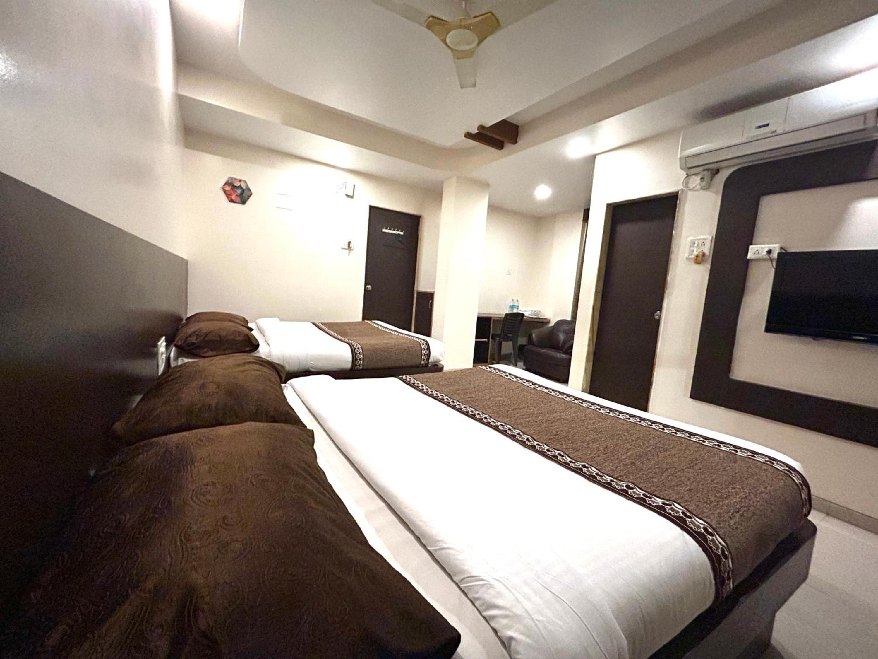 Economy Quadruple Room