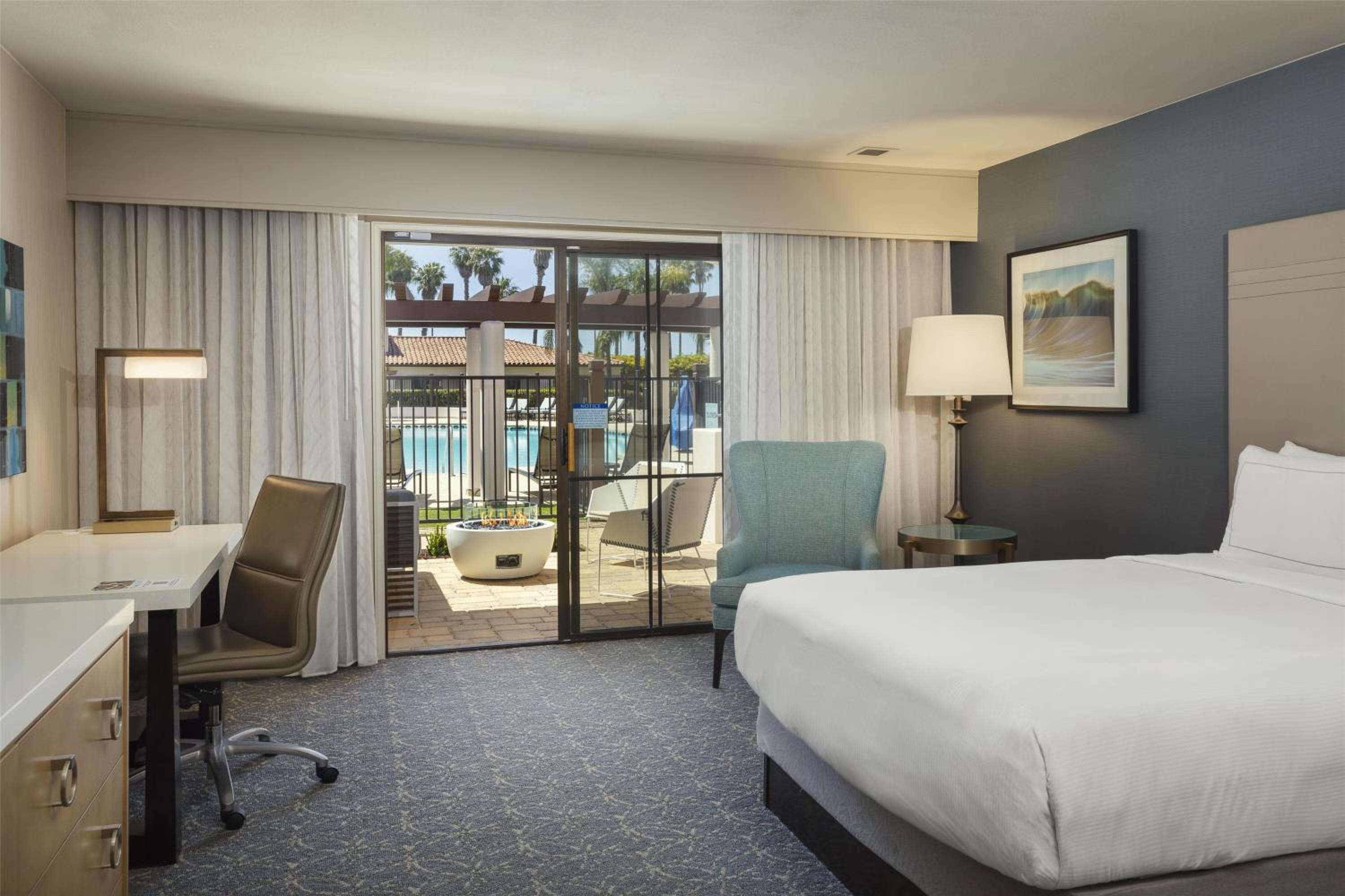 Queen Room Cabana with Two Queen Beds - Photo 3