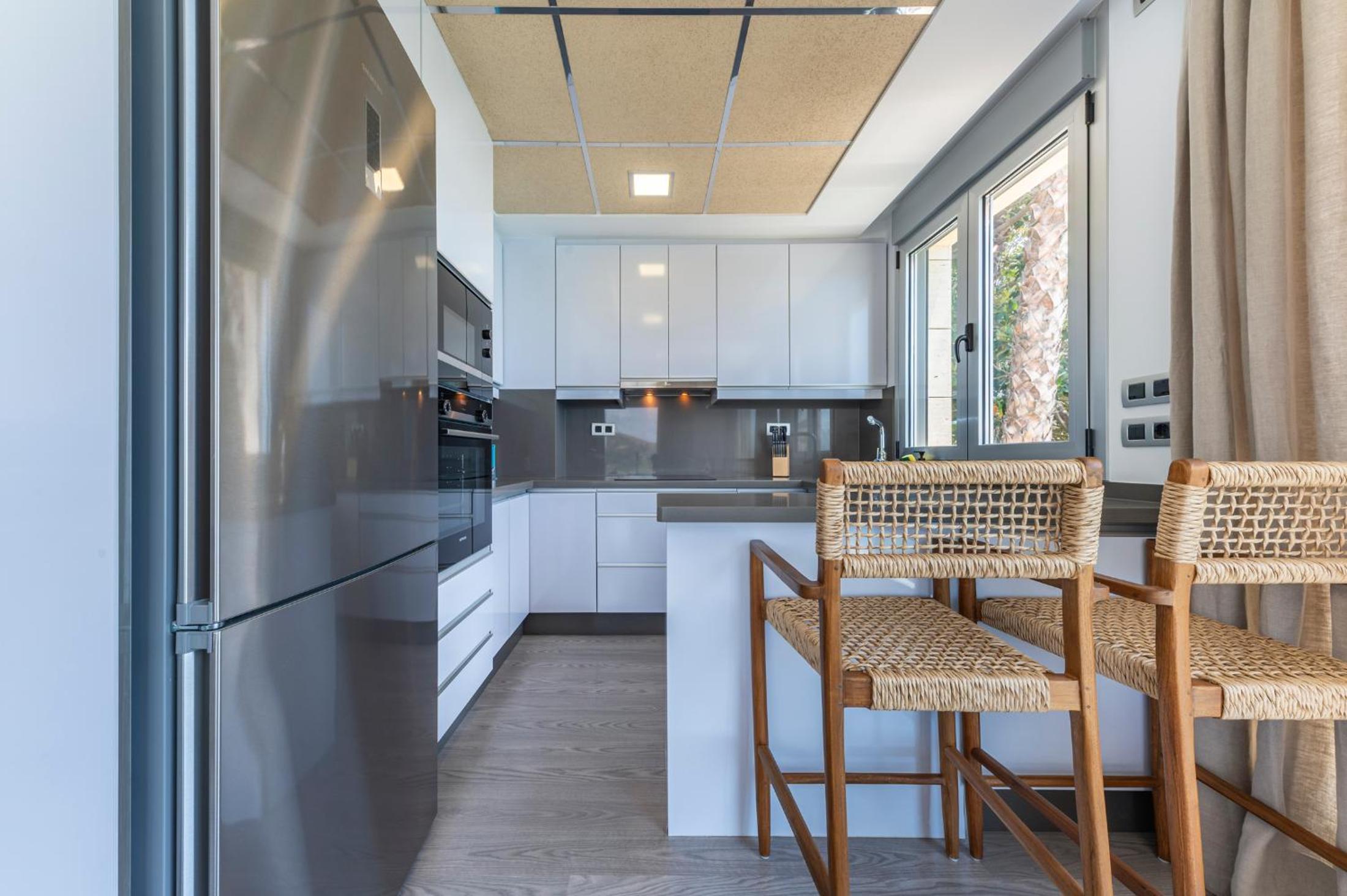 Three-Bedroom Deluxe Apartment
