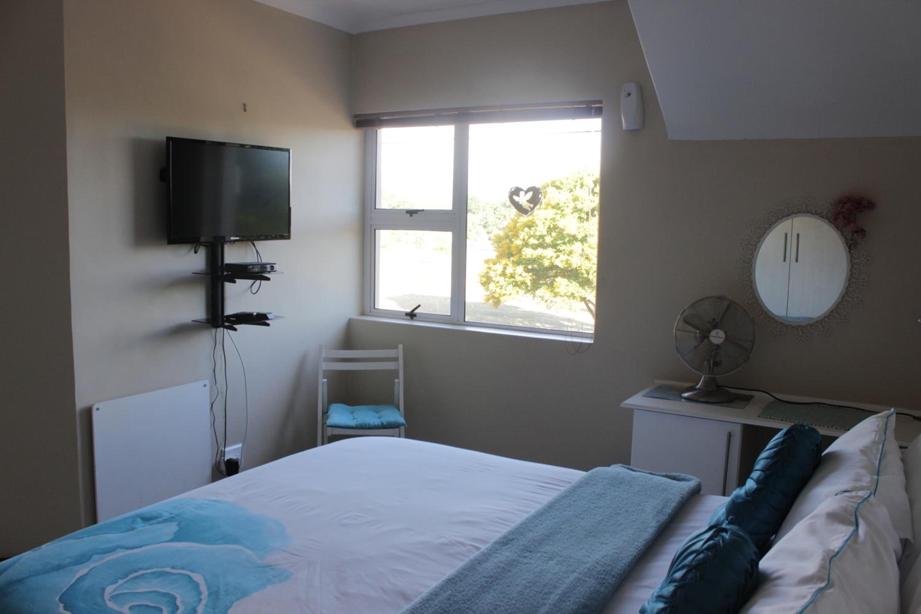 Deluxe Room - Photo 2