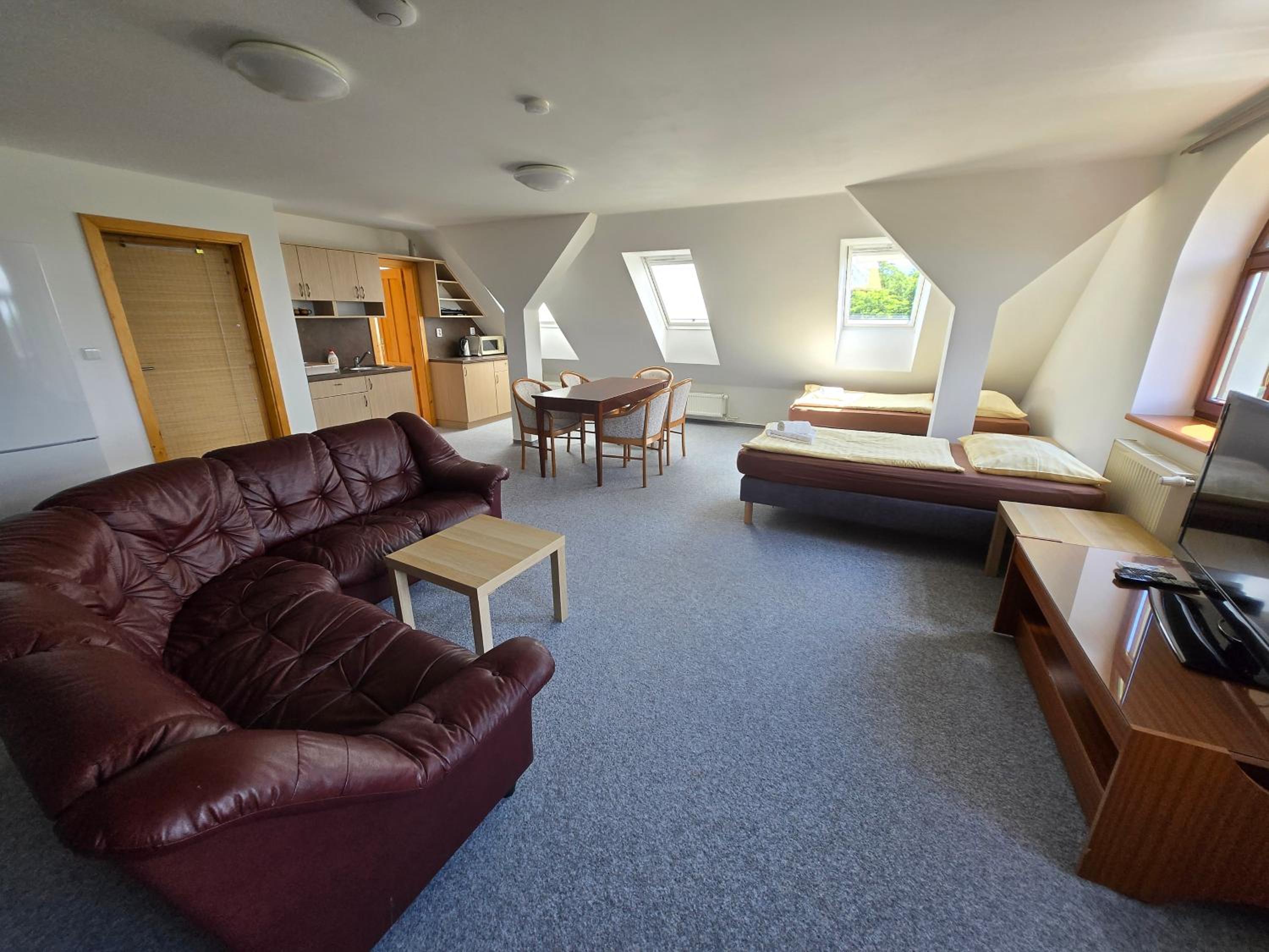 One-Bedroom Apartment with Garden View photo 3