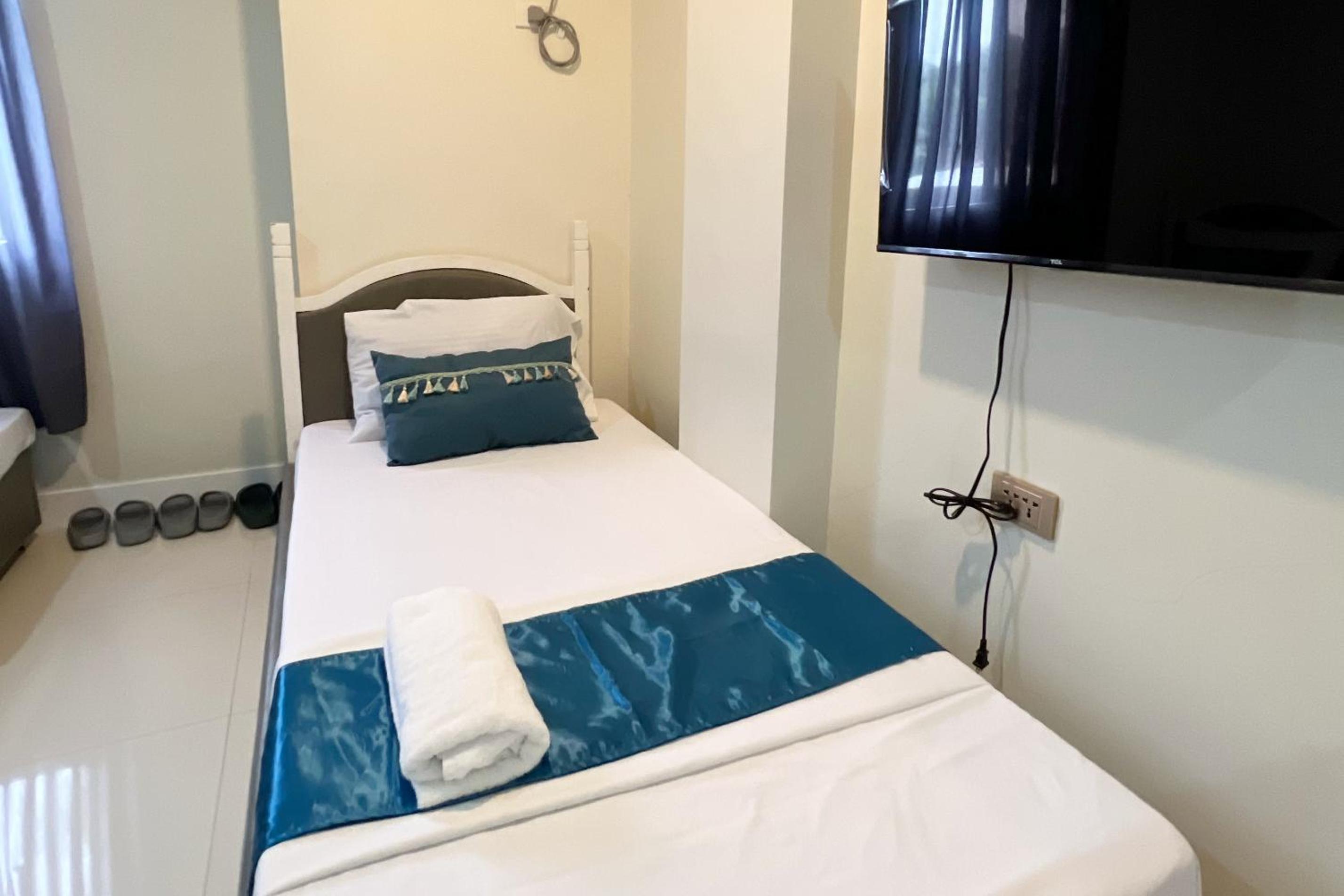 Budget Triple Room photo 1
