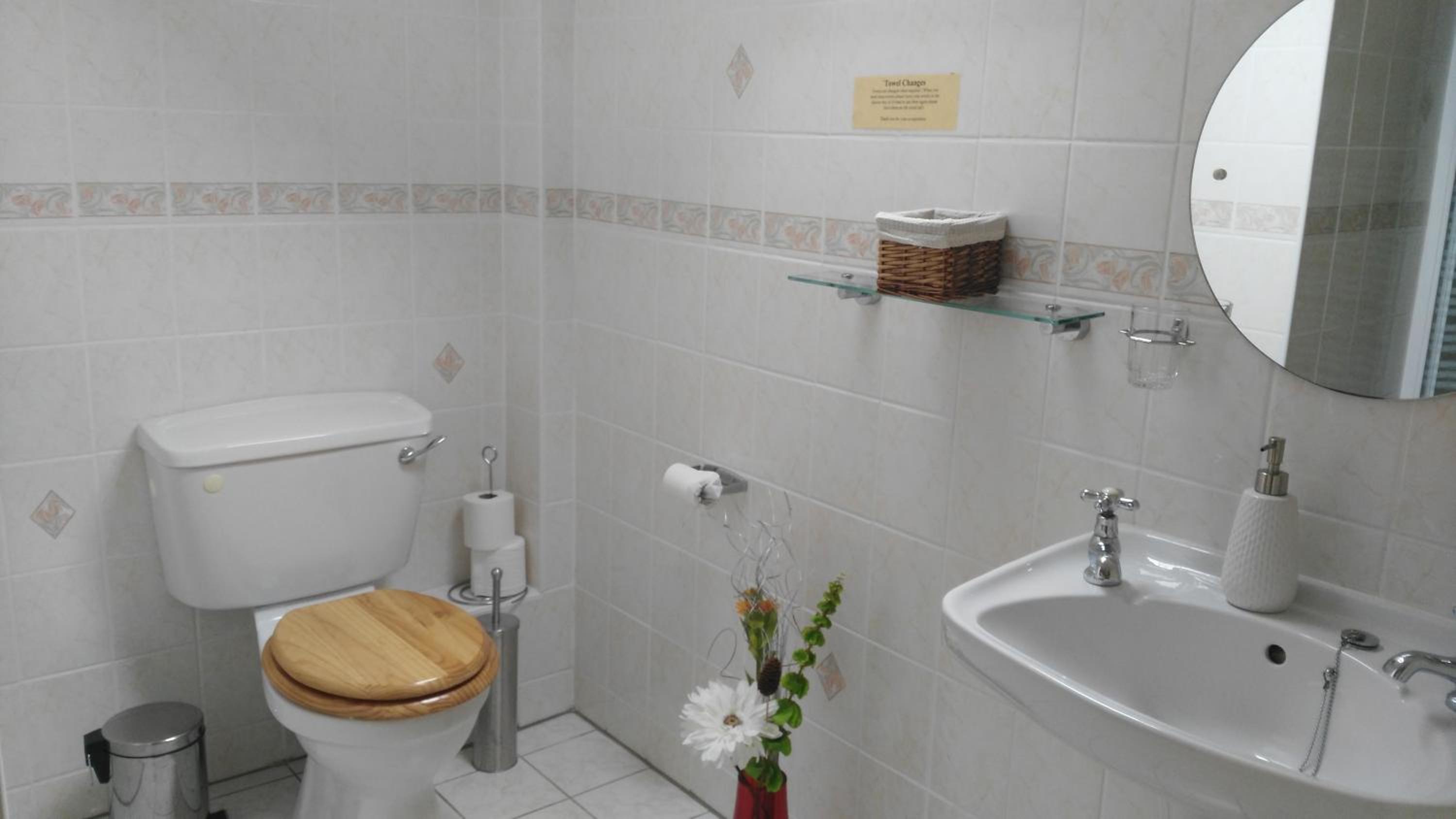 Double Room - Photo 2