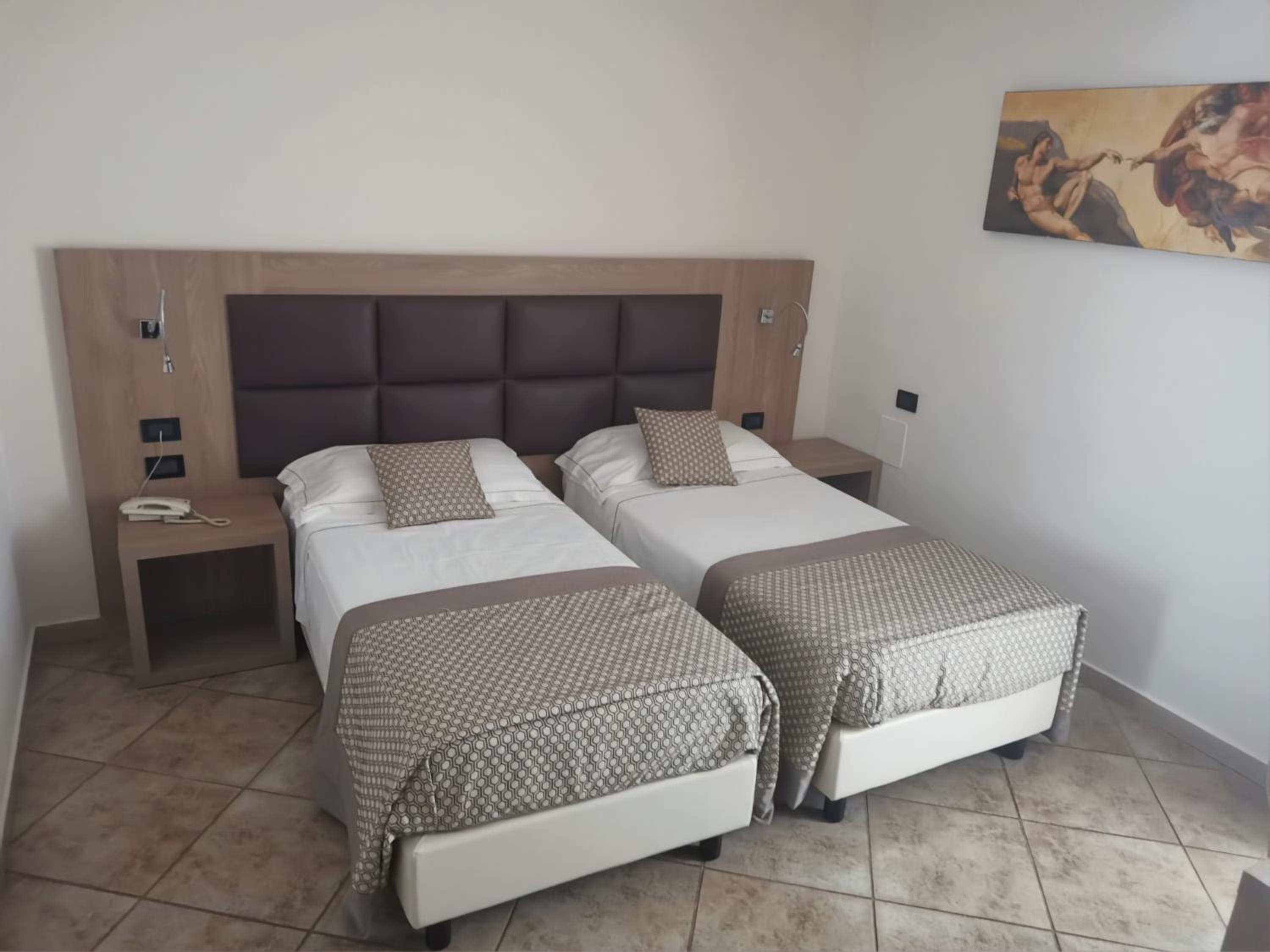 Deluxe Twin Room photo 1