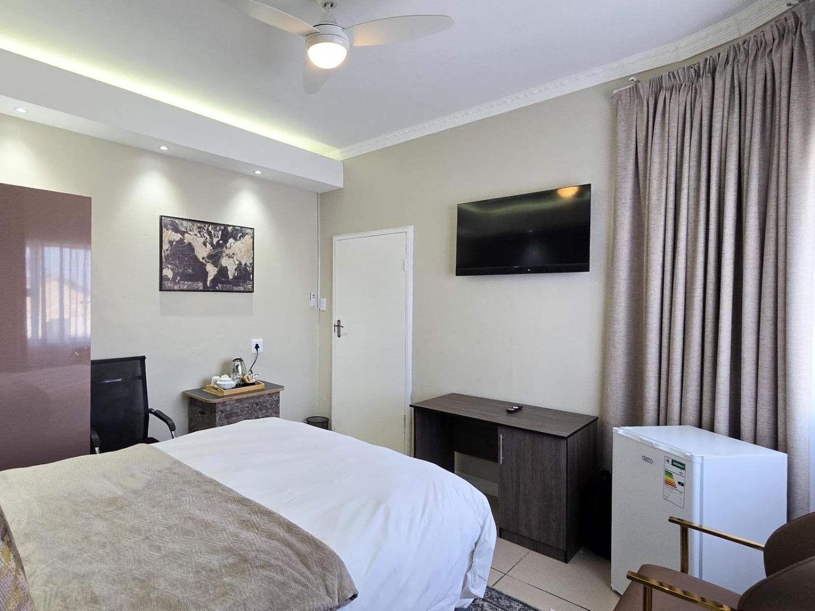 Deluxe Double Room photo 3
