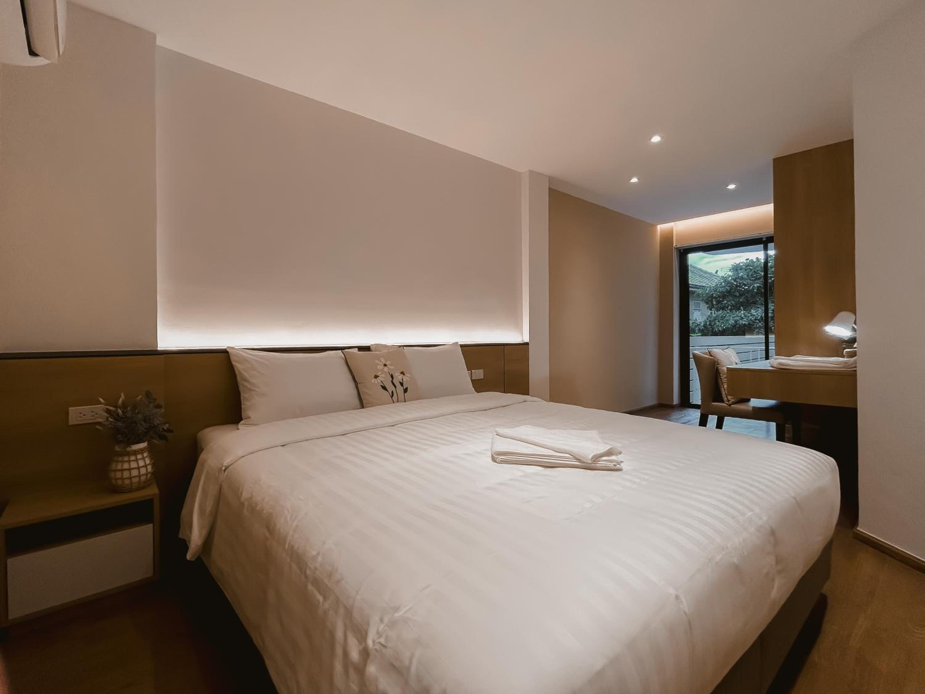 Double Room with Balcony photo 3