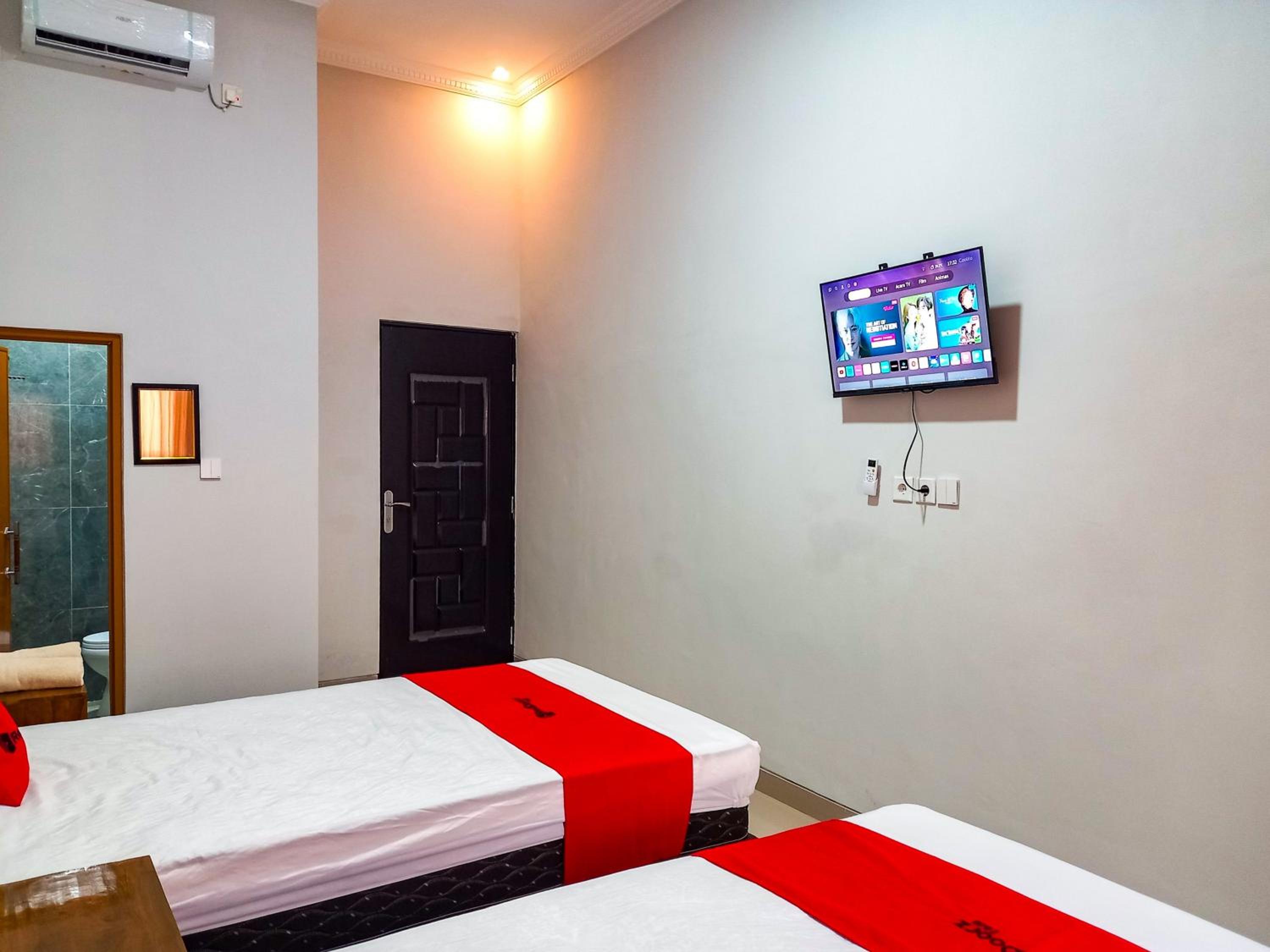 Standard Twin Room photo 2