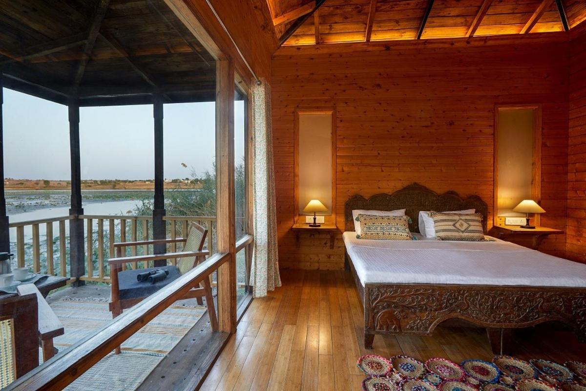 Double Room with Pool View photo 1
