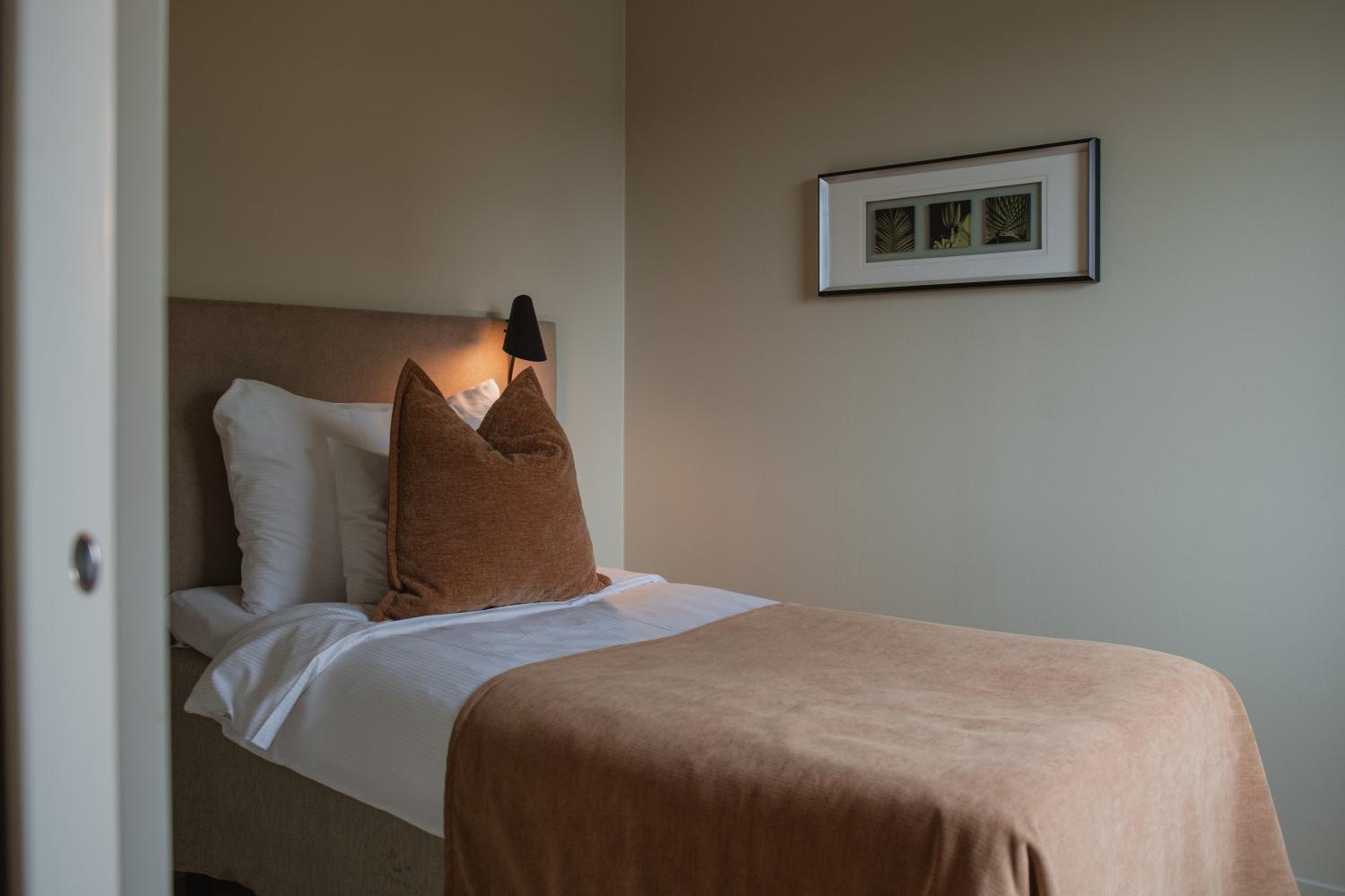 Suite - Photo 3