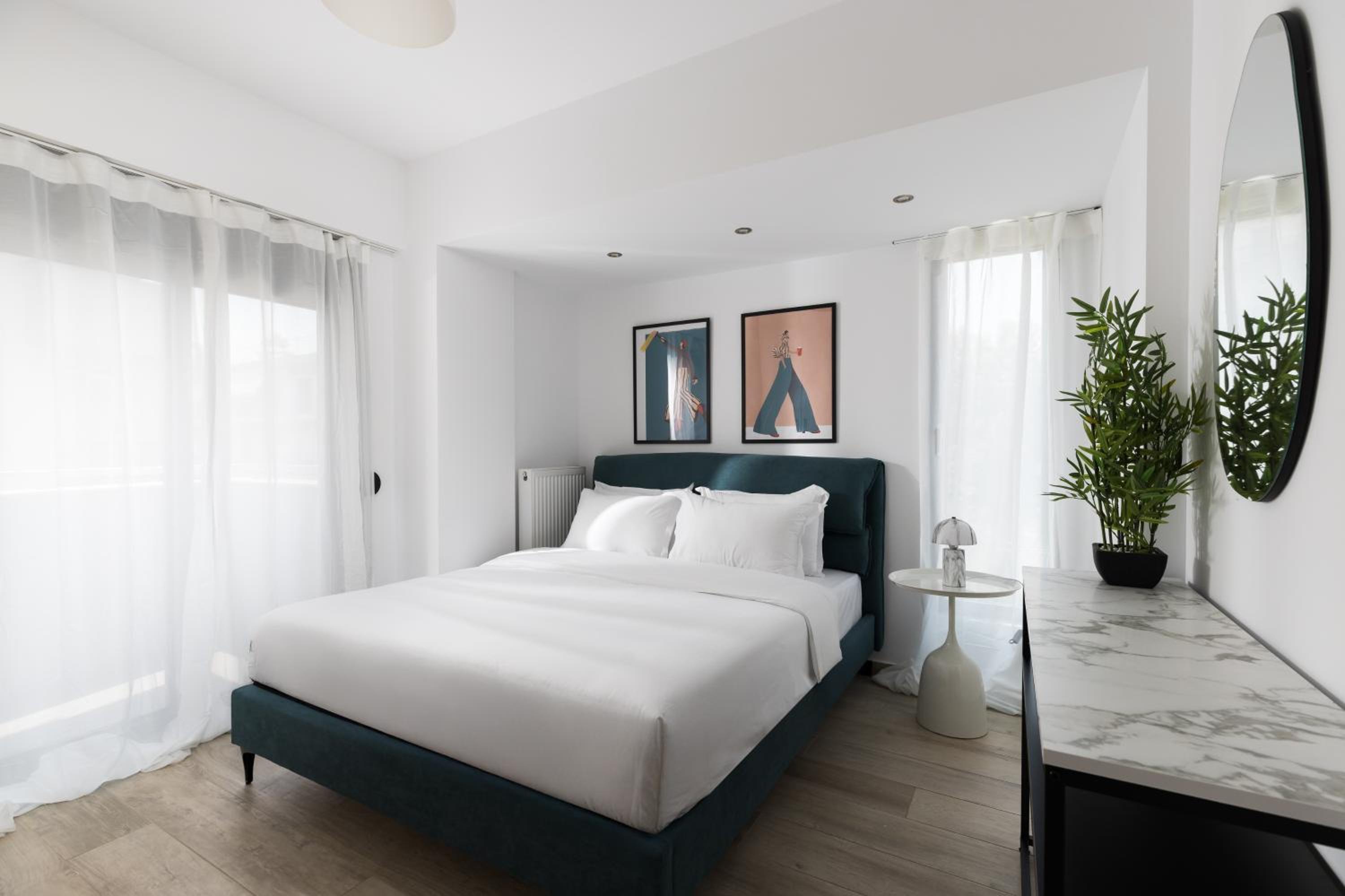 One-Bedroom Apartment with Balcony